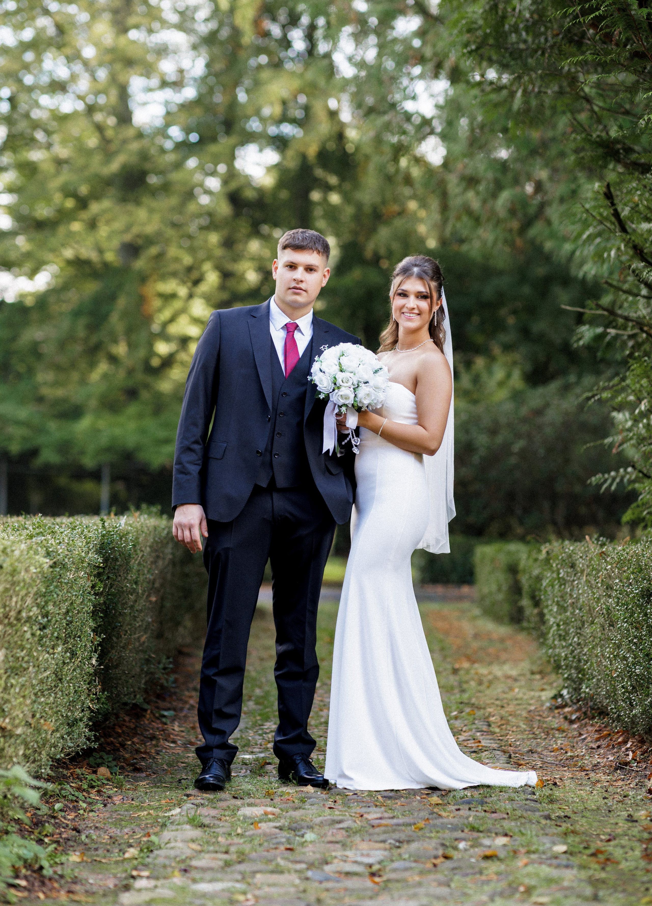 Hochzeitsfotografie im Schloss Arensburg: Ein Tag voller Liebe. Hochzeitsfotograf und Hochzeitsvideograf aus Hamburg | Roka21Film