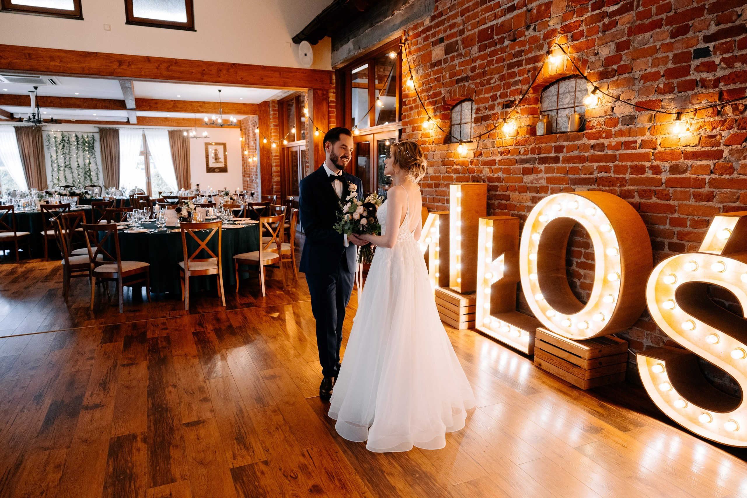 Karolina ♡ Sebastian. Fotograf Ślubny Warszawa - Sesje Biznesowe Rodzinne Eventy