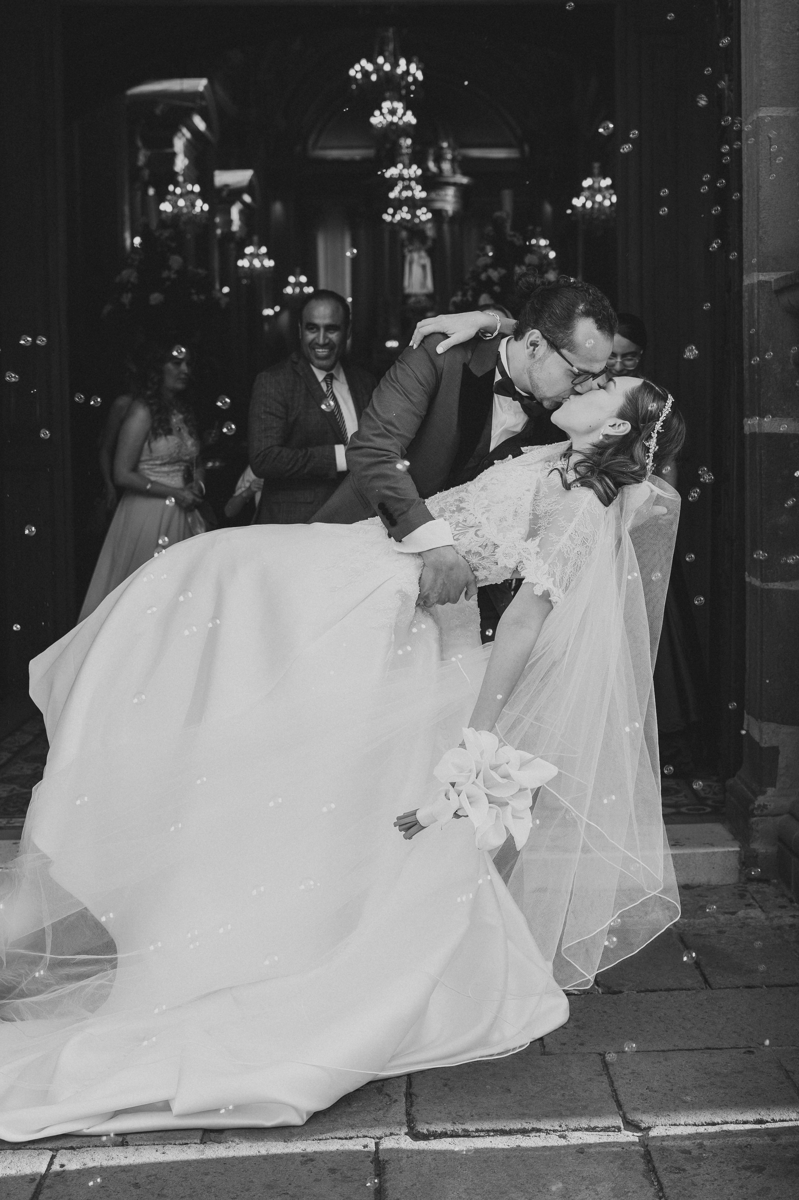 Bodas. La fiesta dura una noche; la memoria de lo que sintieron, toda la vida
