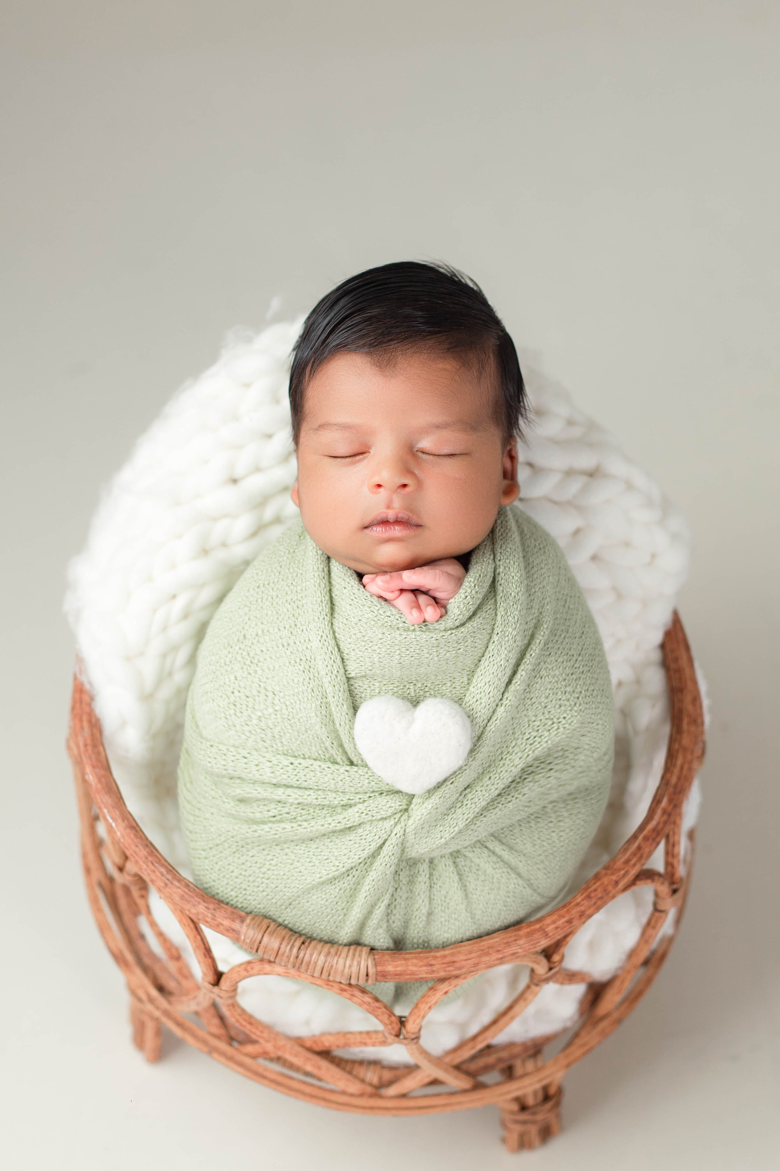 Samuel Newborn. Rose Miranda - Fotógrafa de niños y familias en Barranquilla
