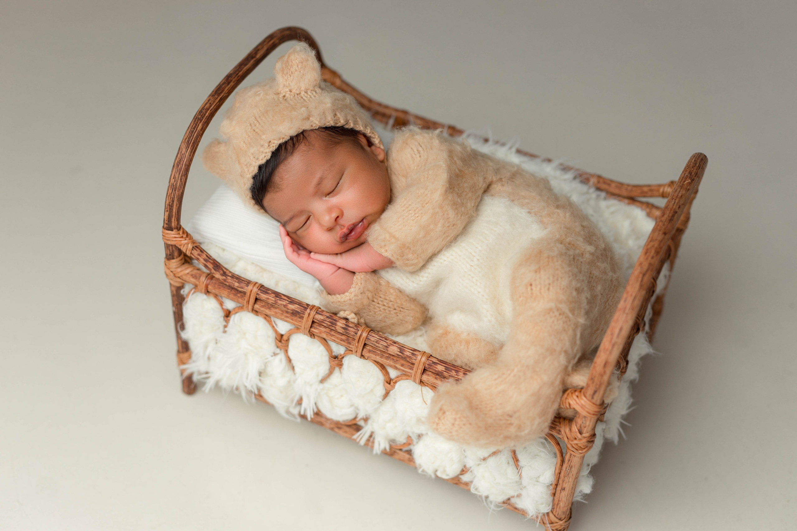 Samuel Newborn. Rose Miranda - Fotógrafa de niños y familias en Barranquilla