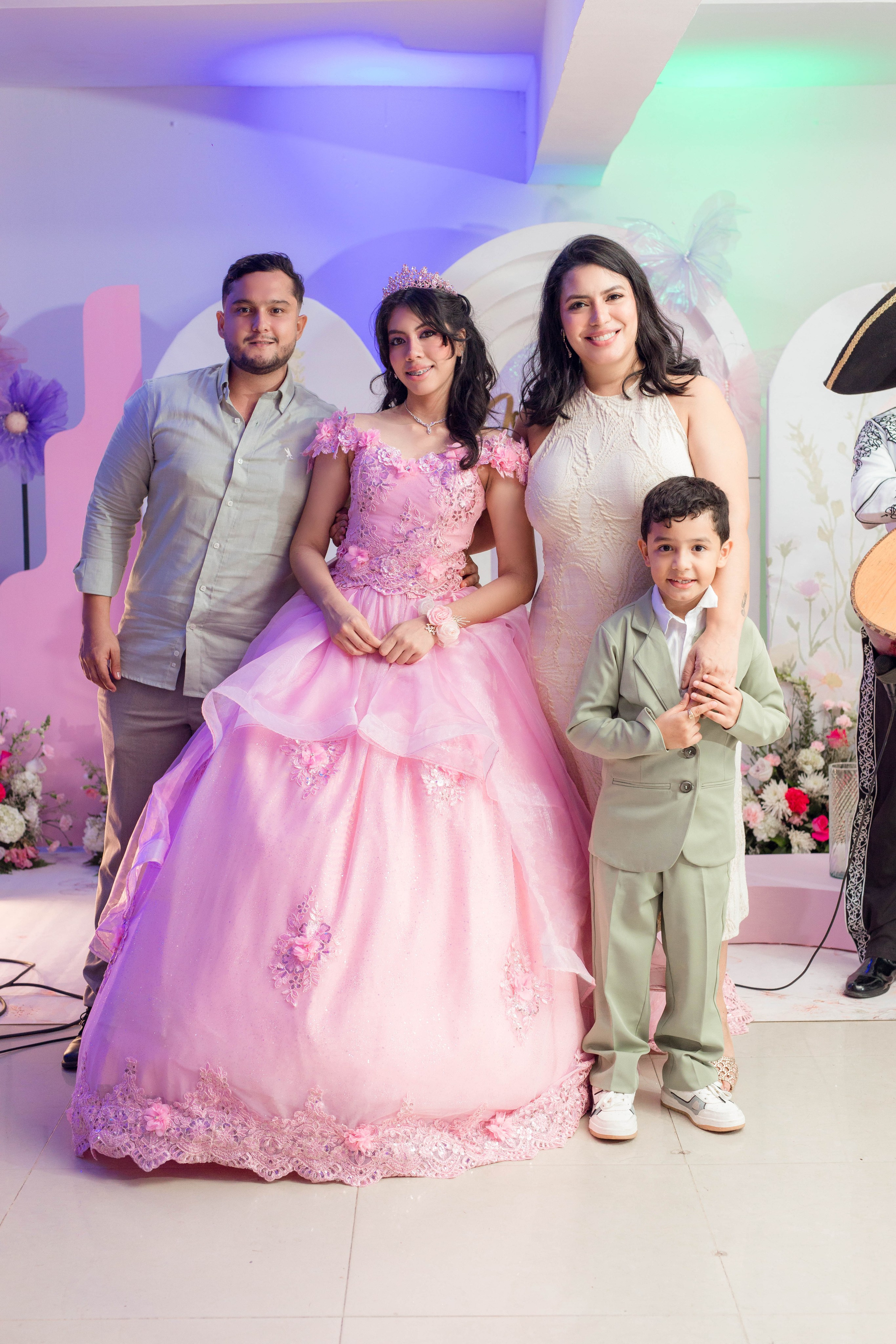 Isa is XV. Rose Miranda - Fotógrafa de niños y familias en Barranquilla