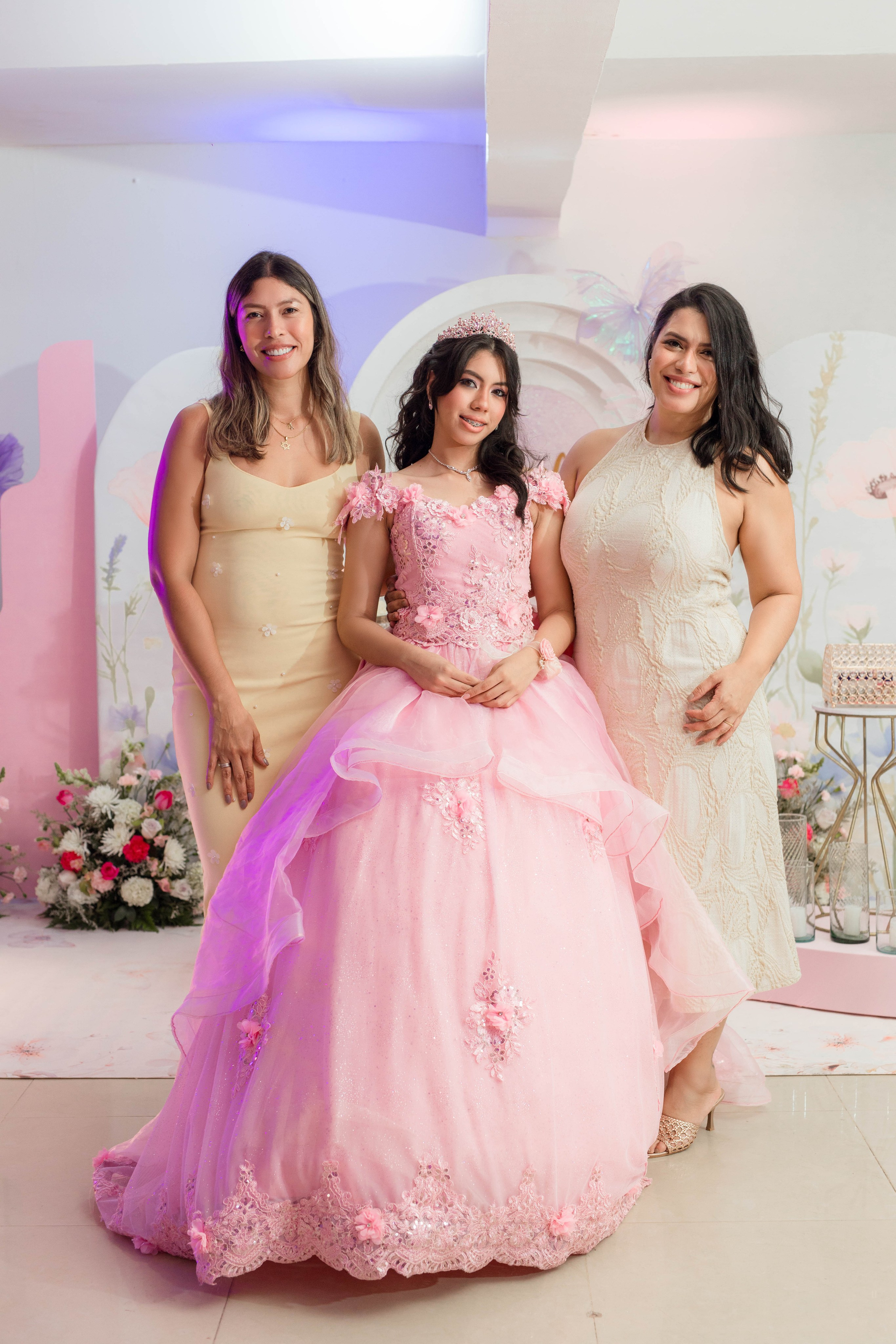 Isa is XV. Rose Miranda - Fotógrafa de niños y familias en Barranquilla