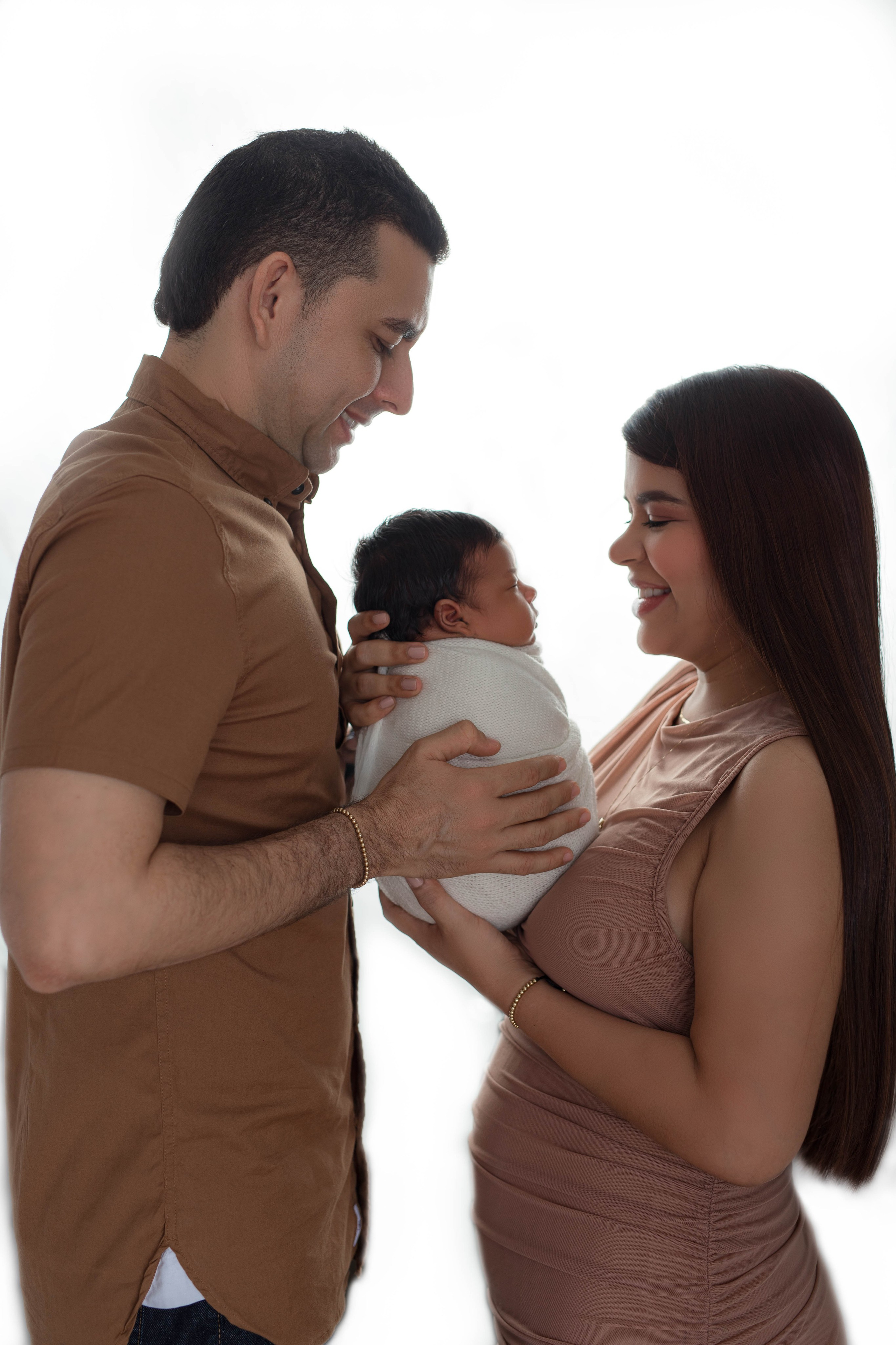 Samuel Newborn. Rose Miranda - Fotógrafa de niños y familias en Barranquilla