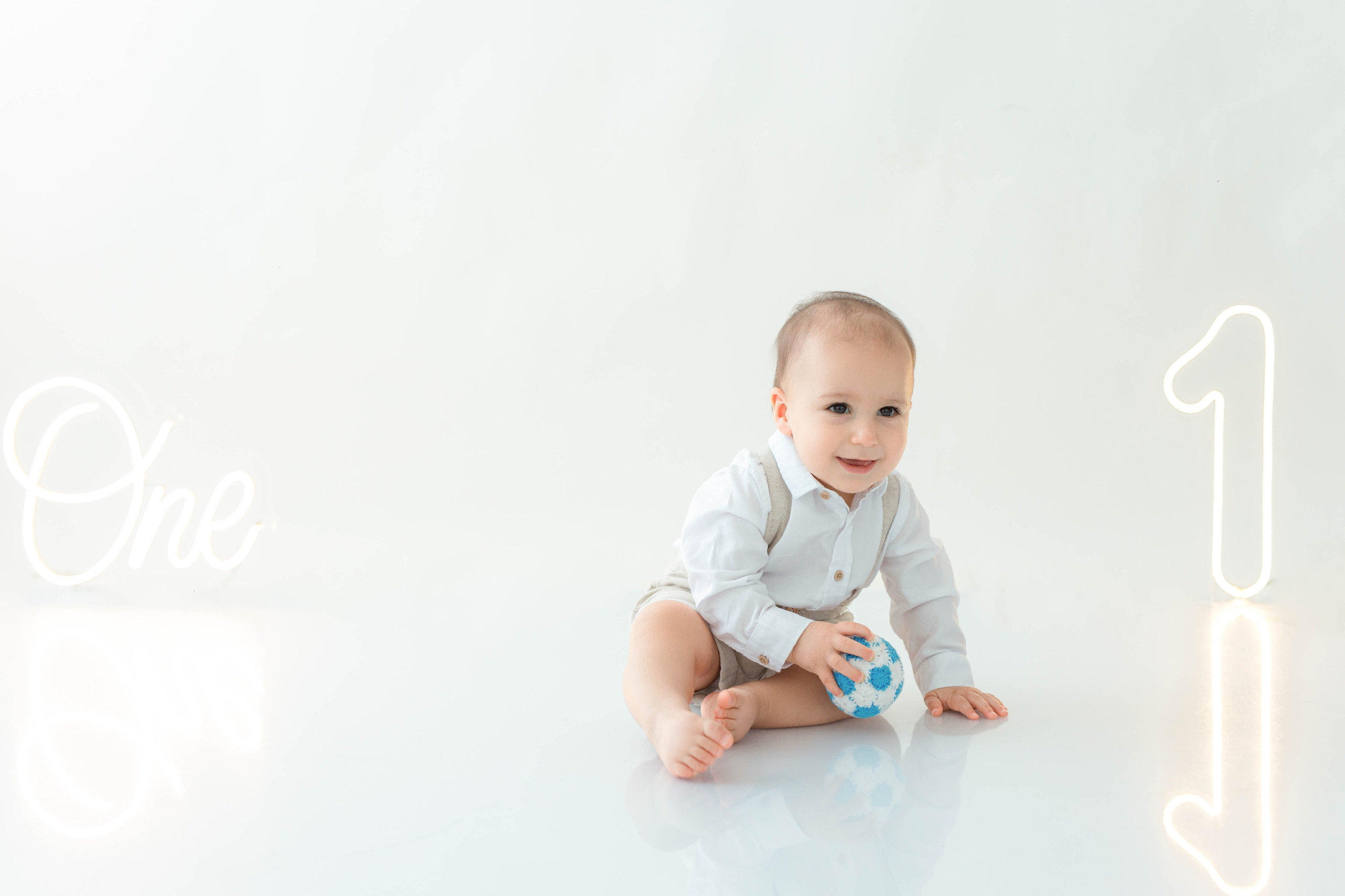 Vincenzo is One. Rose Miranda - Fotógrafa de niños y familias en Barranquilla