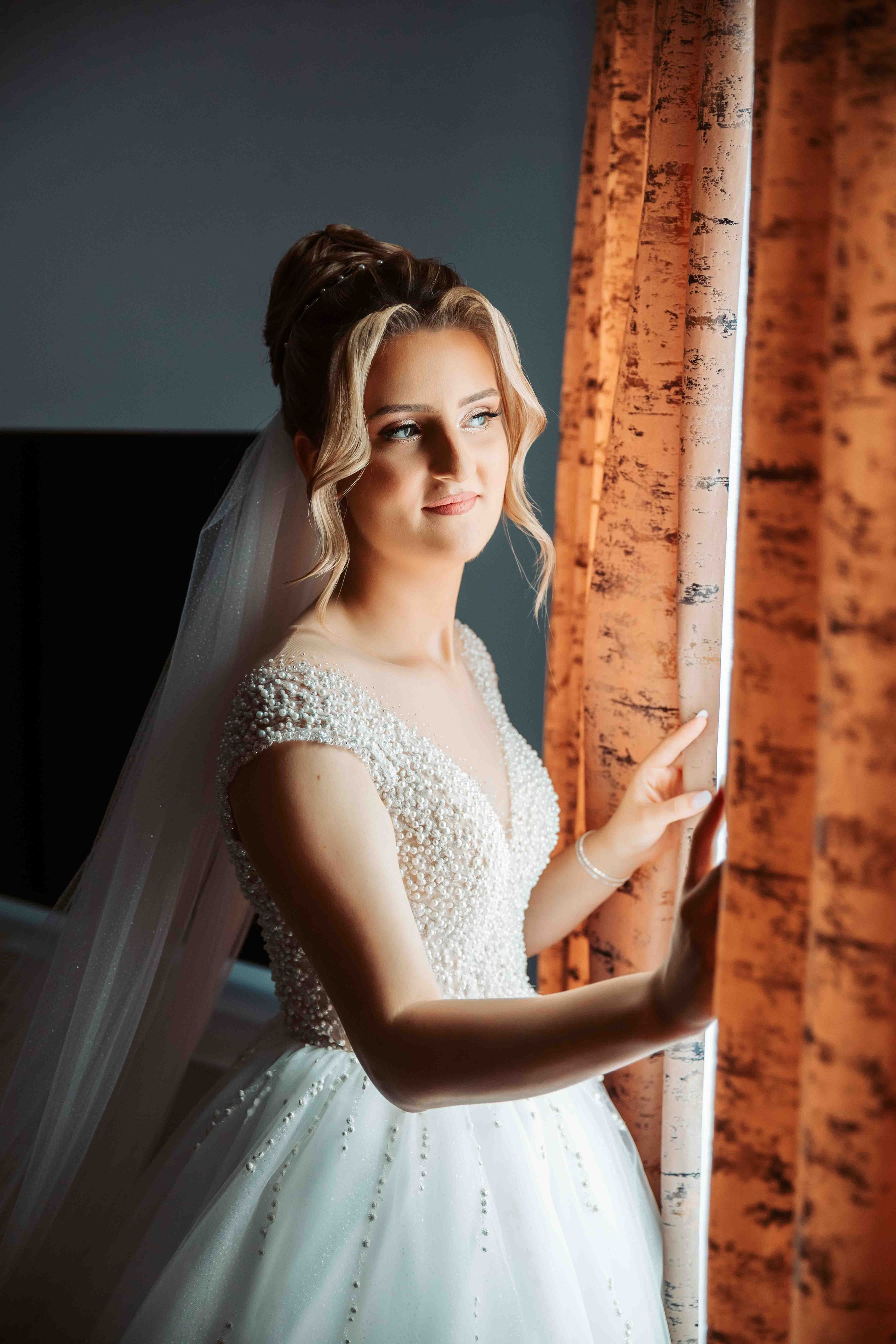 Simona & Florin. Contrast Studio