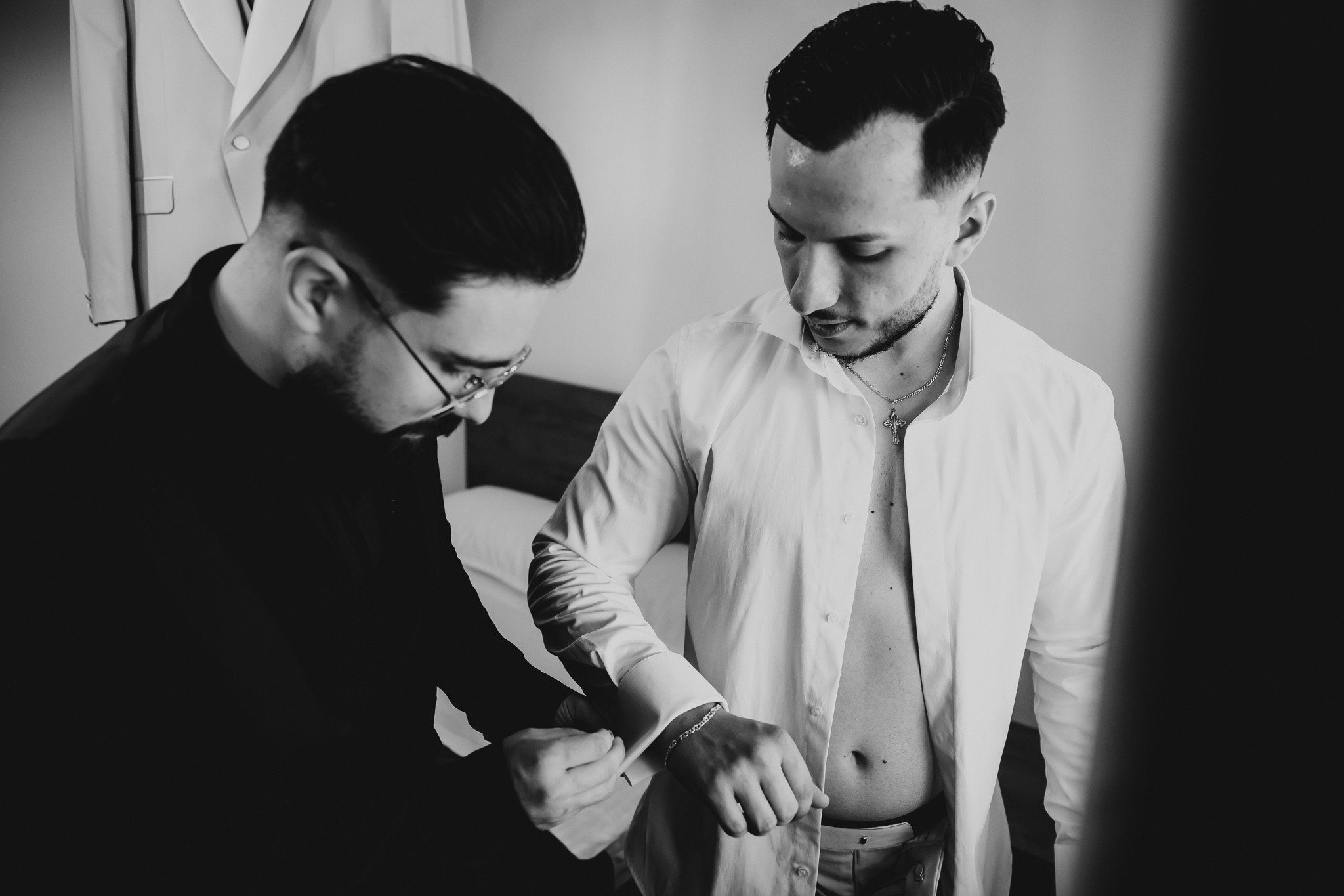 Ioana & Ionuț | Nuntă de poveste la Păstrăvăria Poiana din Mălini județul Suceava. Servicii foto-video profesionale, pentru momente de neuitat