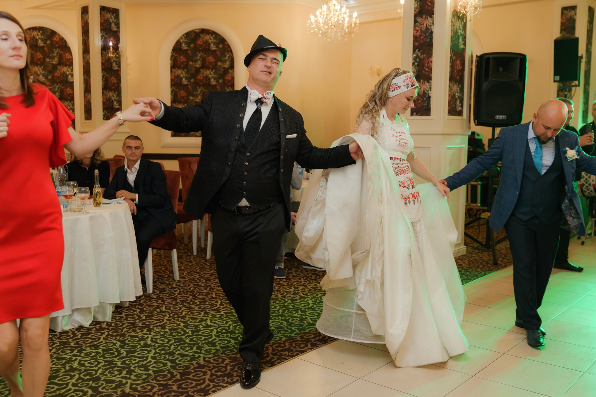 Mihai & Oana. Servicii foto-video profesionale, pentru momente de neuitat