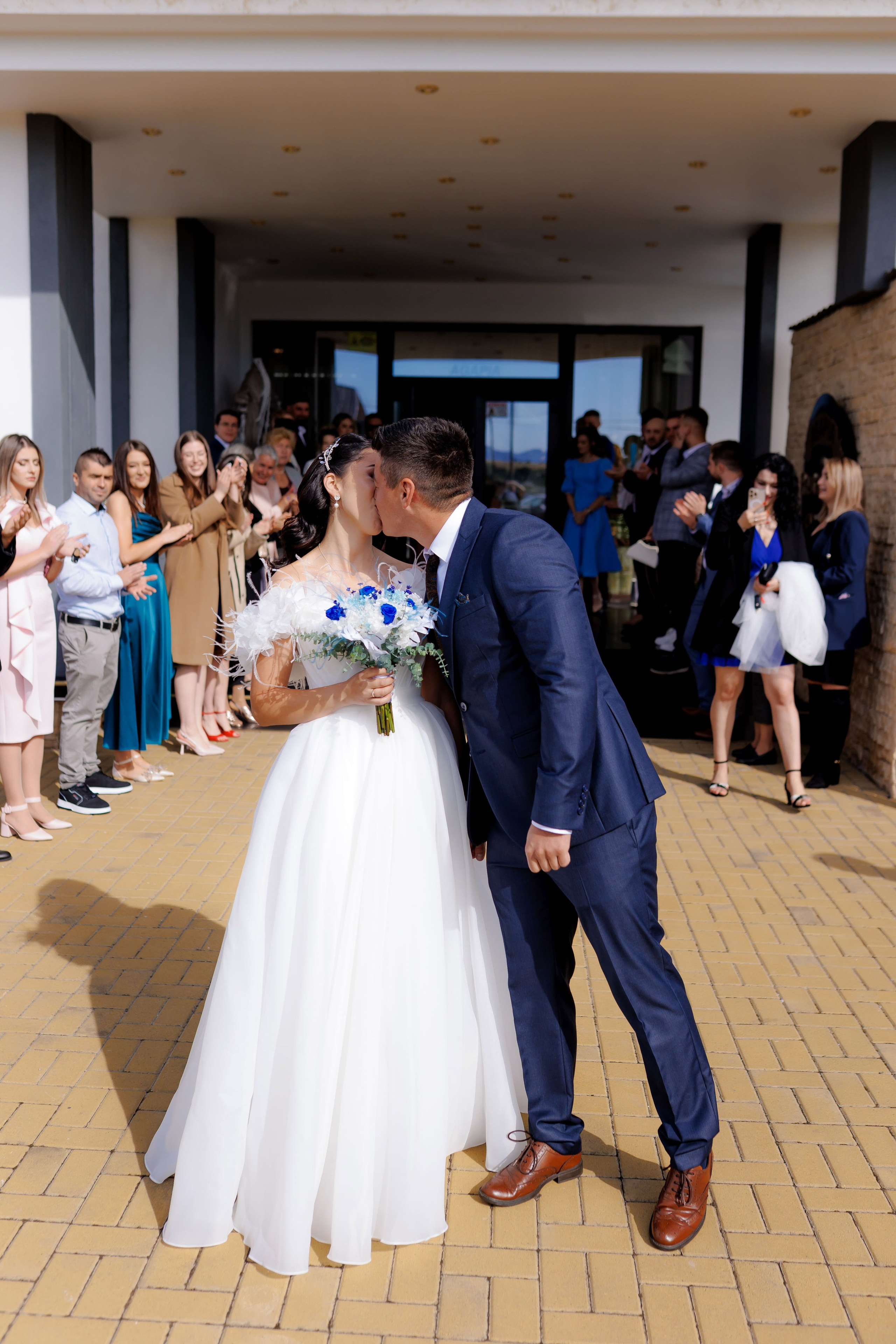 Loredana & Emilian – Ziua Nunții | Videografie - fotografie Botez Suceava, Iași, Botoșani. Servicii foto-video profesionale, pentru momente de neuitat