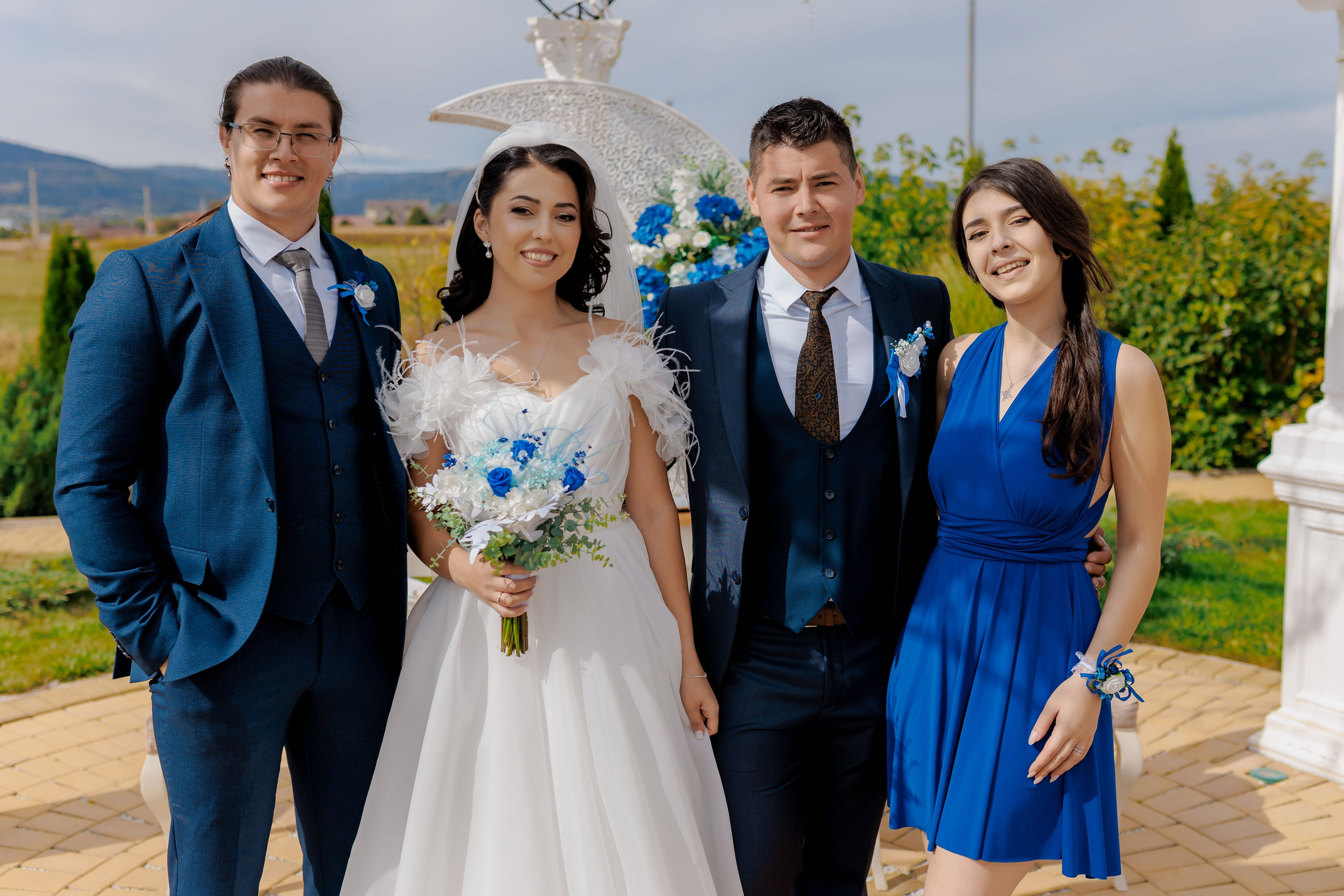 Loredana & Emilian – Ziua Nunții | Videografie - fotografie Botez Suceava, Iași, Botoșani. Servicii foto-video profesionale, pentru momente de neuitat
