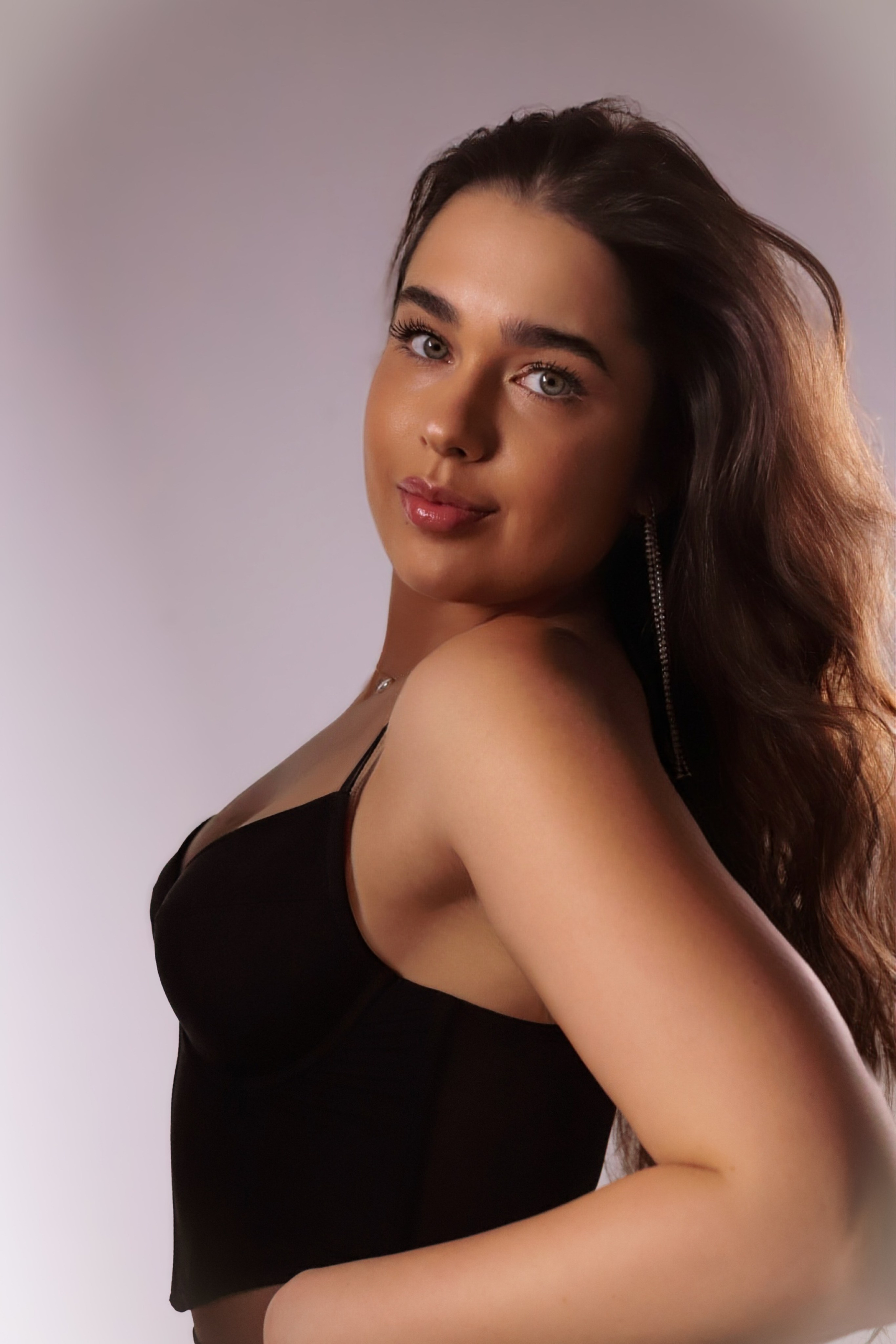 Anna. VALERIIA VIUNOVA individual shooting\love story\event\brand