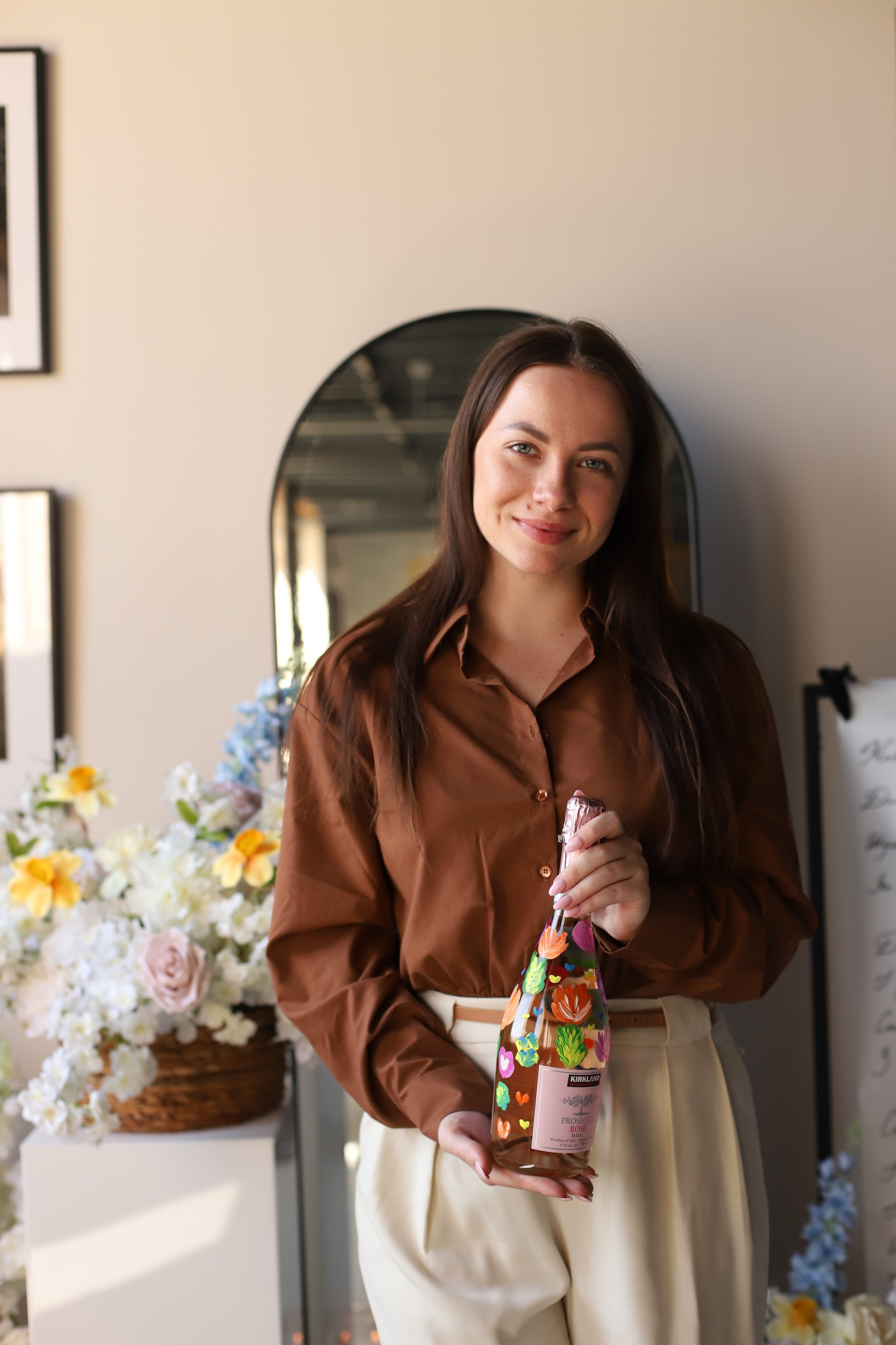 Пляшки для перемоги. VALERIIA VIUNOVA individual shooting\love story\event\brand