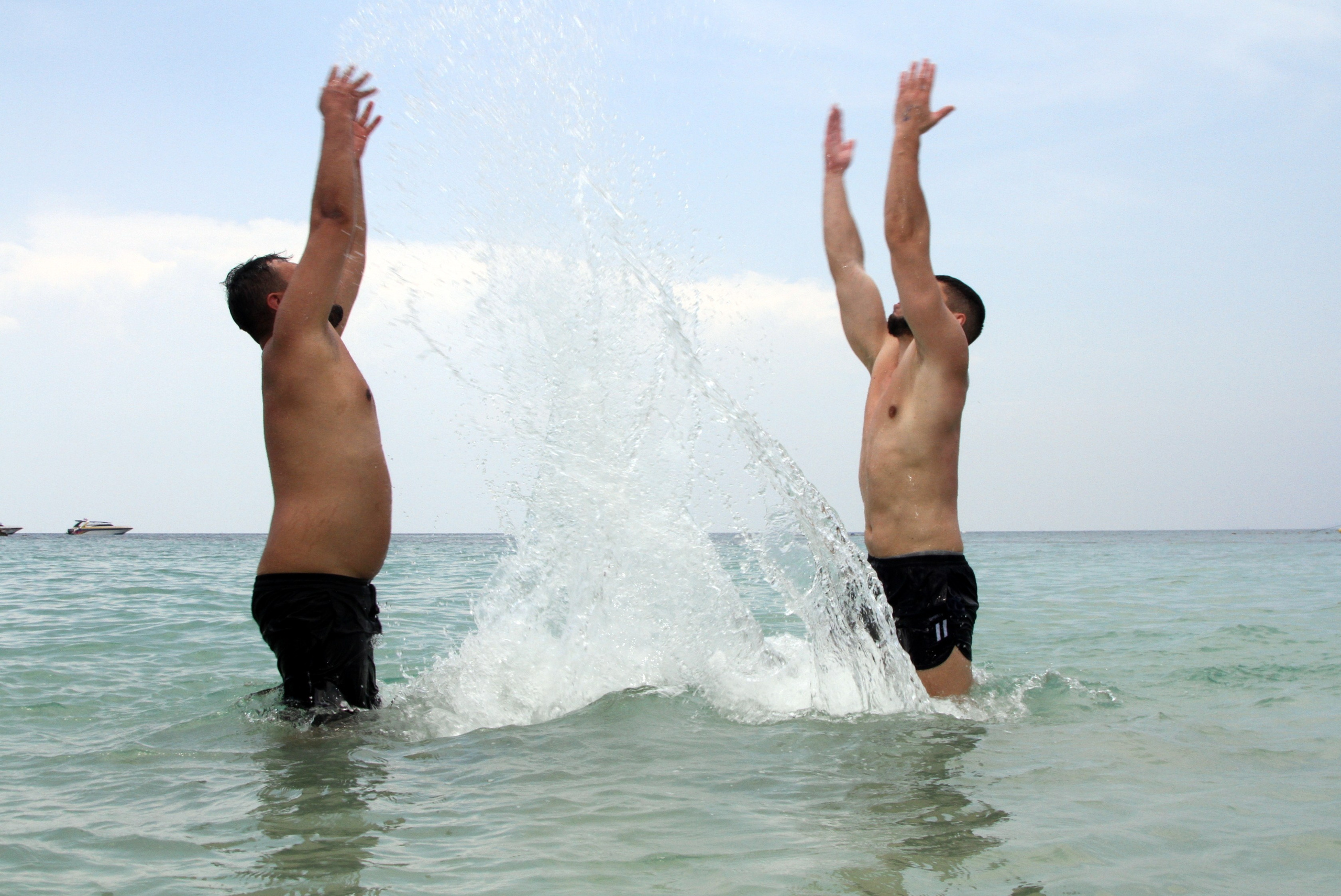 Жахан Леха Кирилл. Сайт Валентина Картунчикова