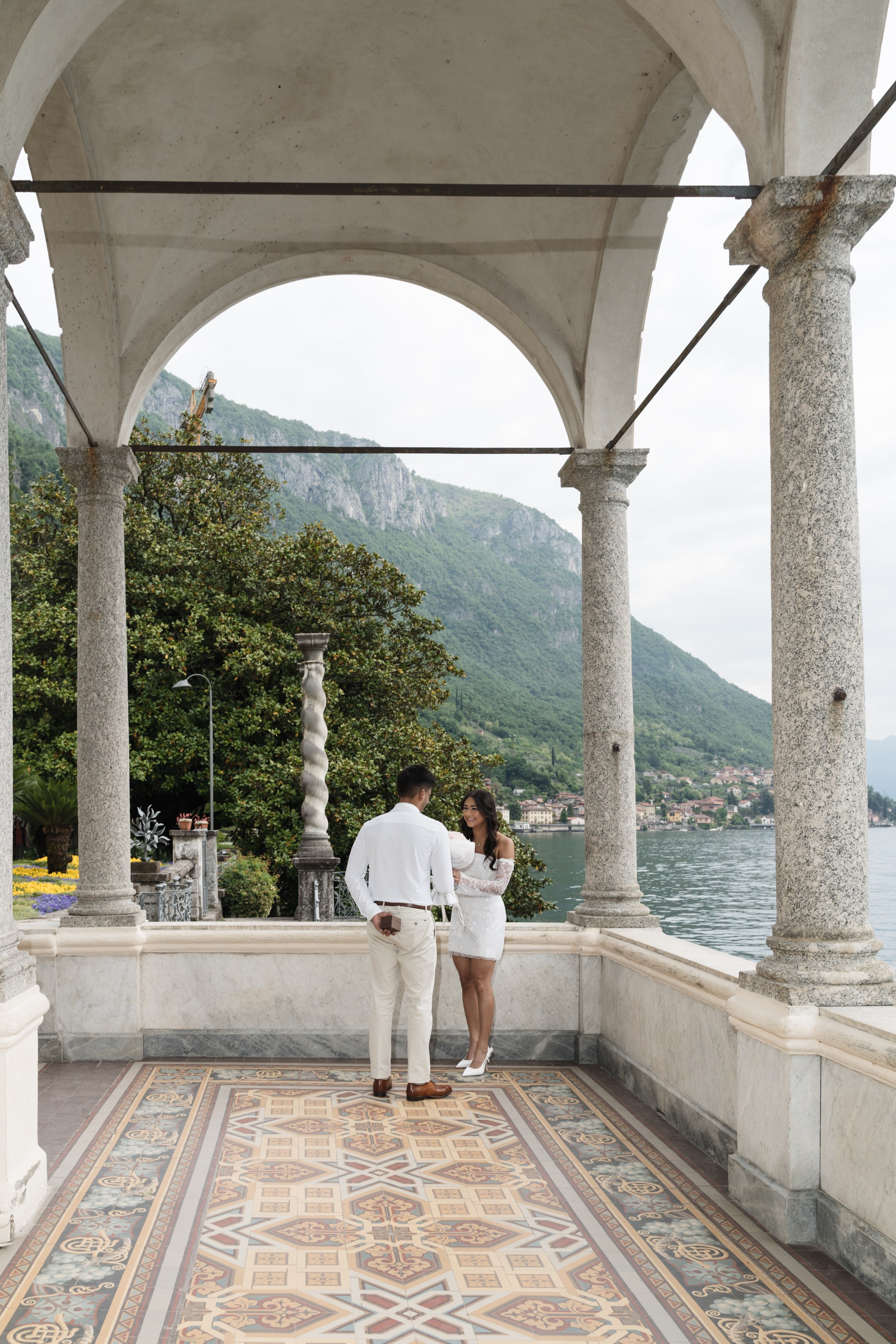 Villa Monastero Secret Proposal. Proposal Photographer in Lake Como