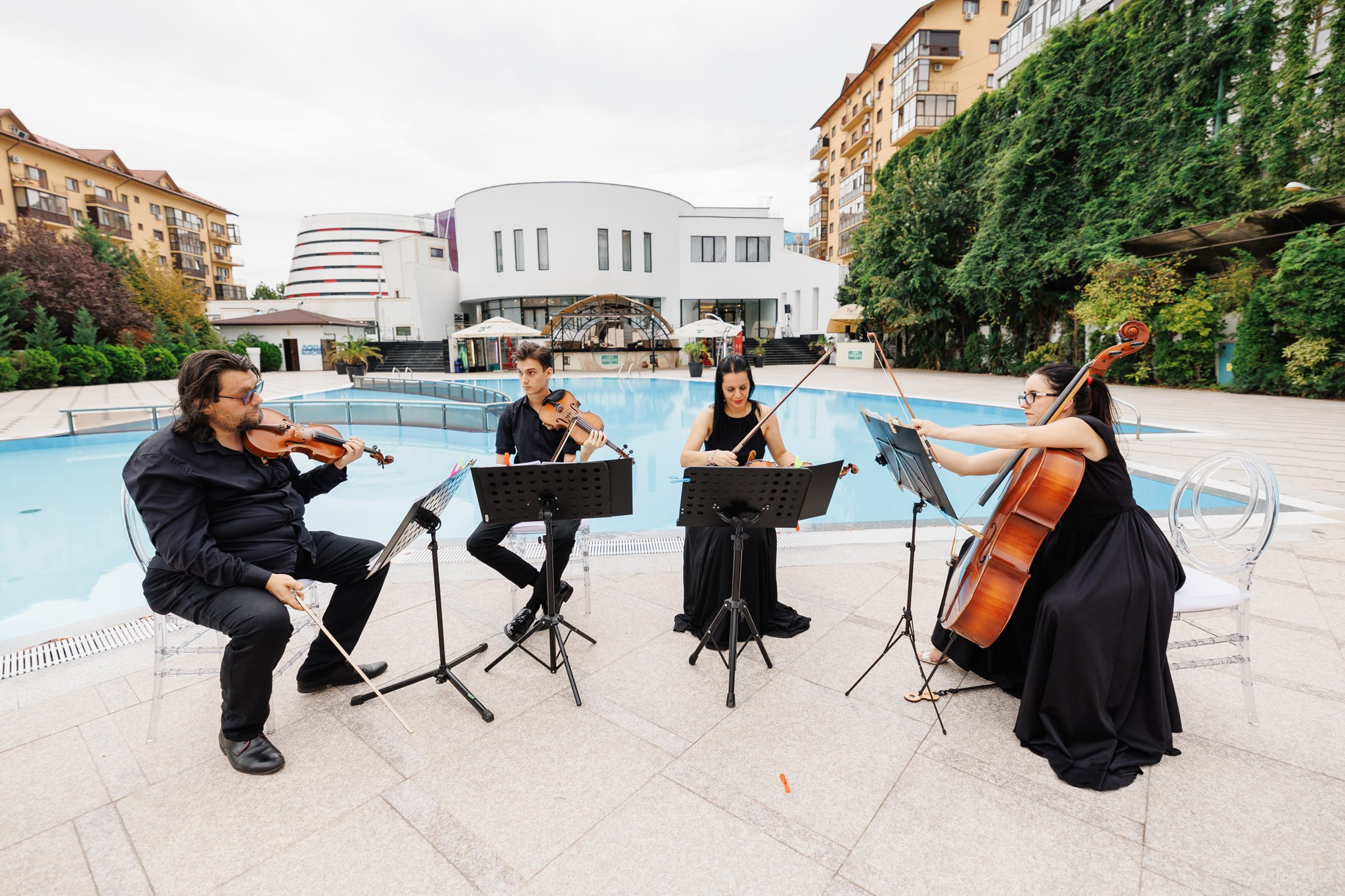 Sandra & Andrei. Wedding Photographer in Bucharest — Manu Ivanciu