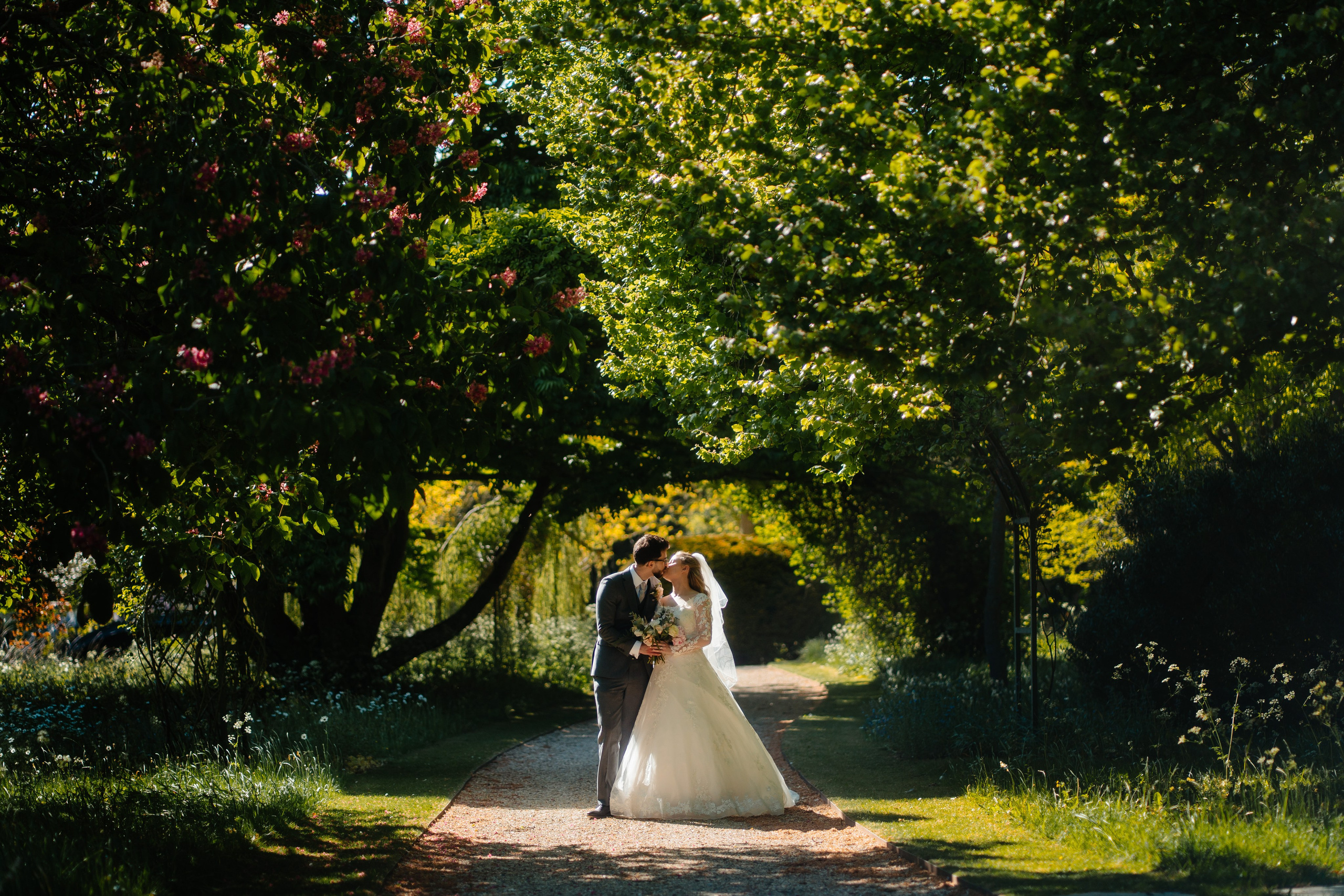 Fotografie de Nuntă. Foto-Video Nunta Iasi, Suceava, Bucuresti / Disponibilitate 2025 — 2026 — 2027