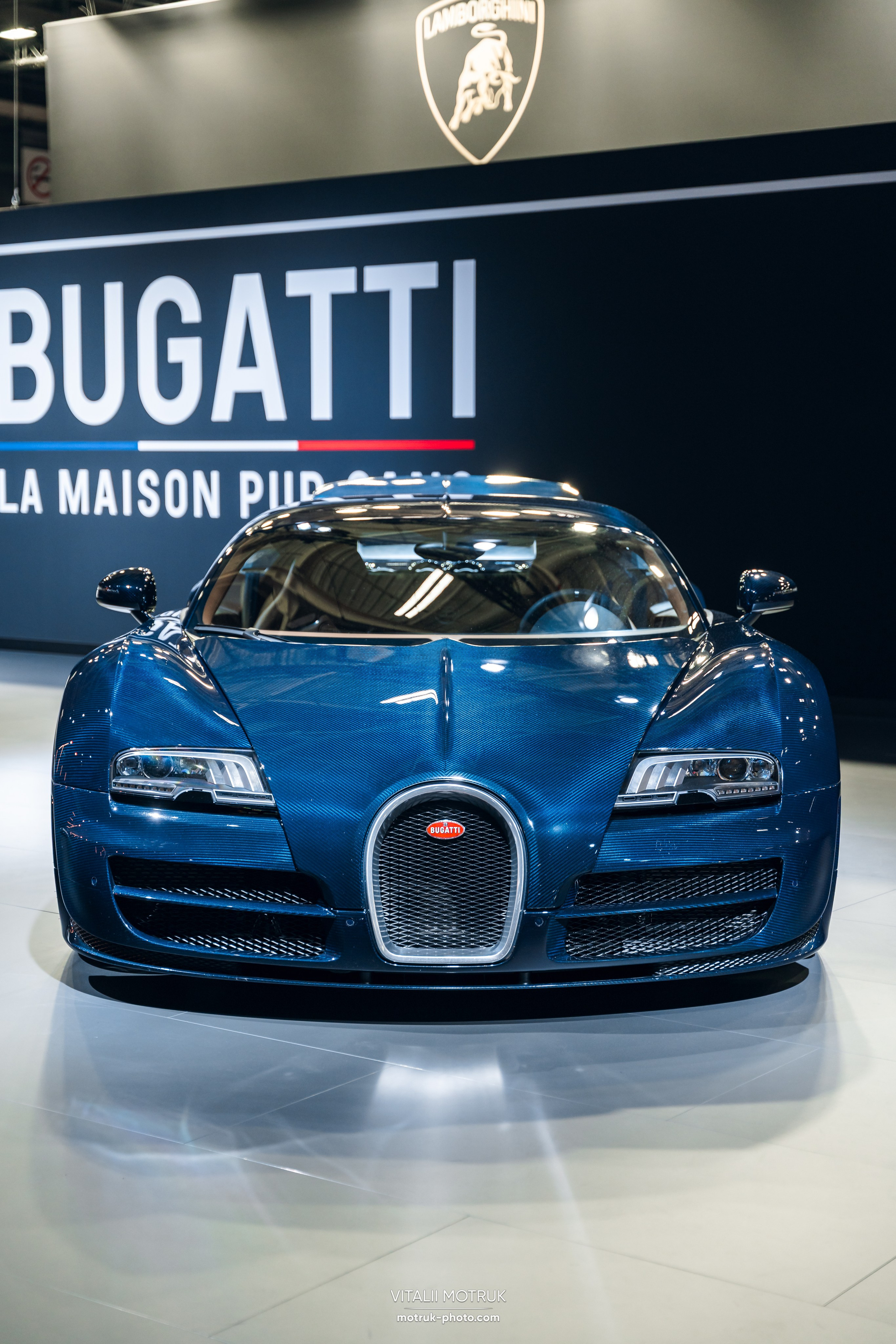 Retromobile 2026. Photographe de voitures à Paris — Vitalii Motruk