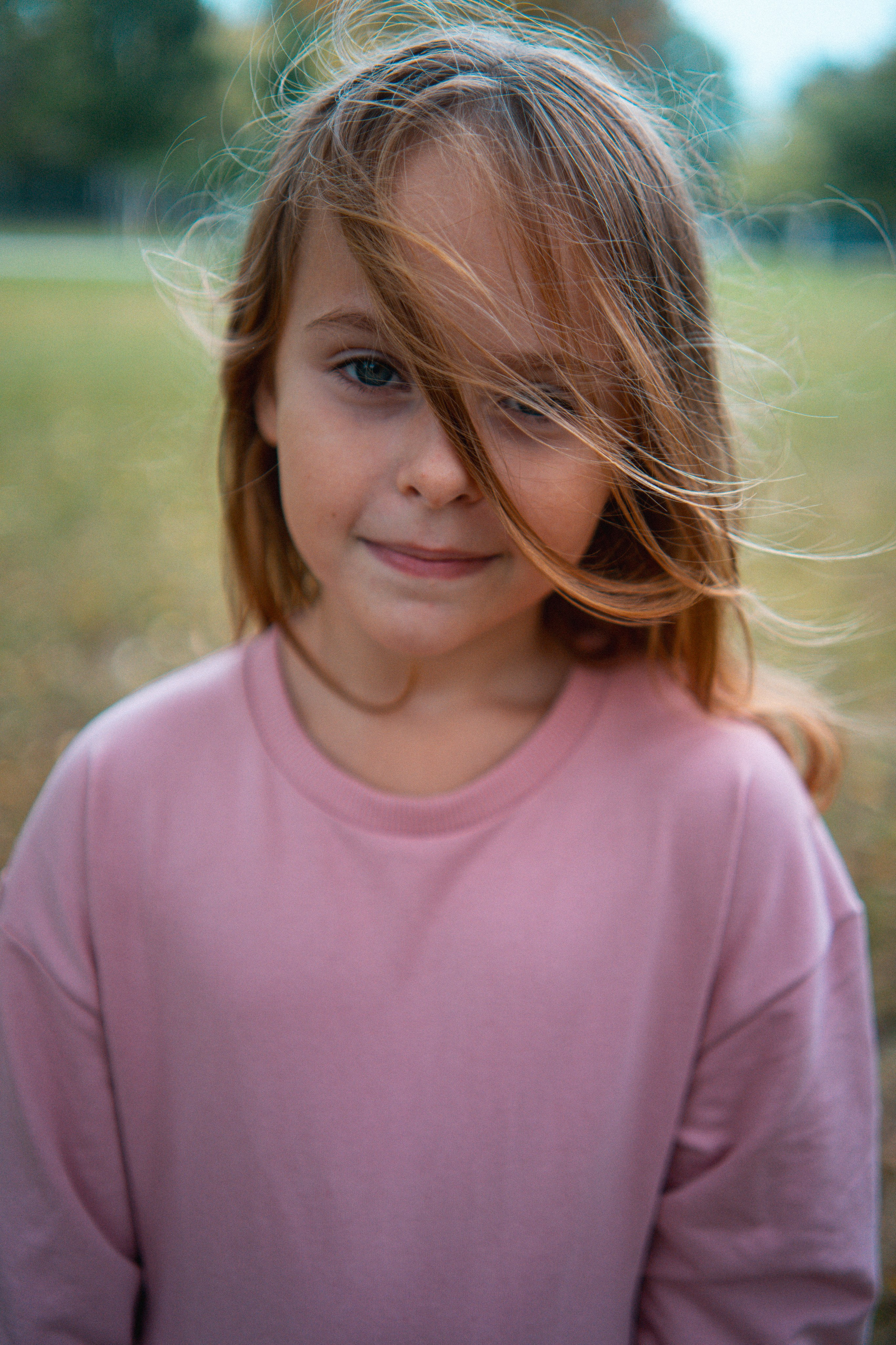 Mom and kids candid photography in Ontario
