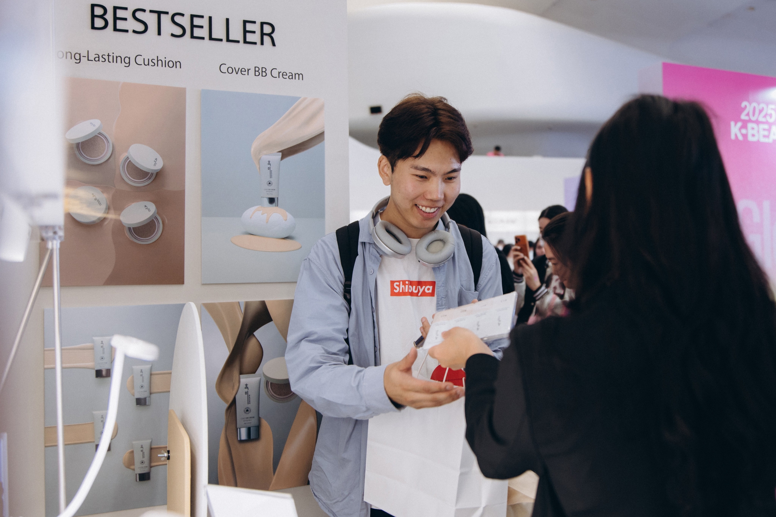 Seoul beauty expo 2025 (Black Rice). Portrait photographer in South Korea Olga Lian