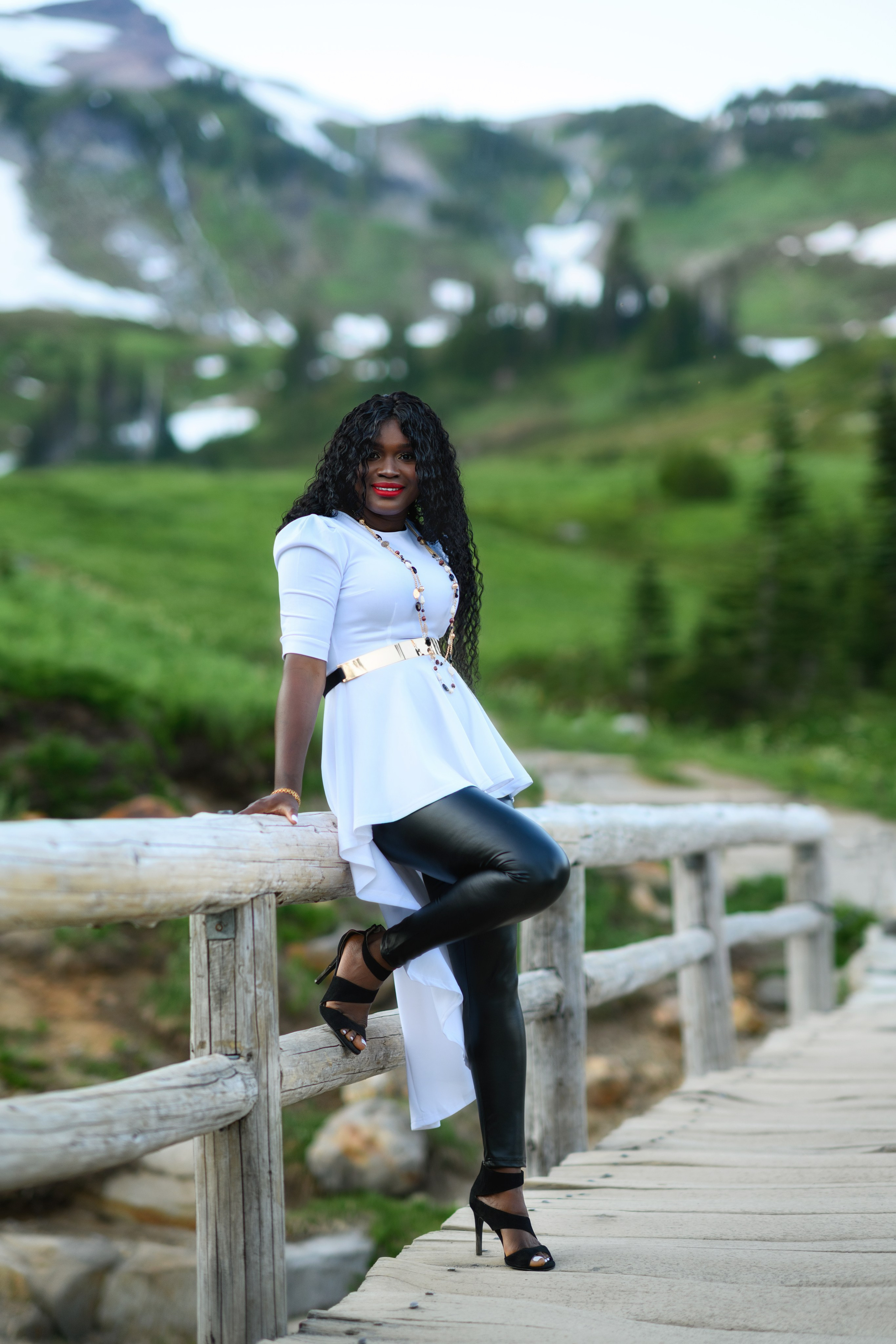 Carline and her family. Wedding & family photography in Seattle area. Helen Michelle photographer