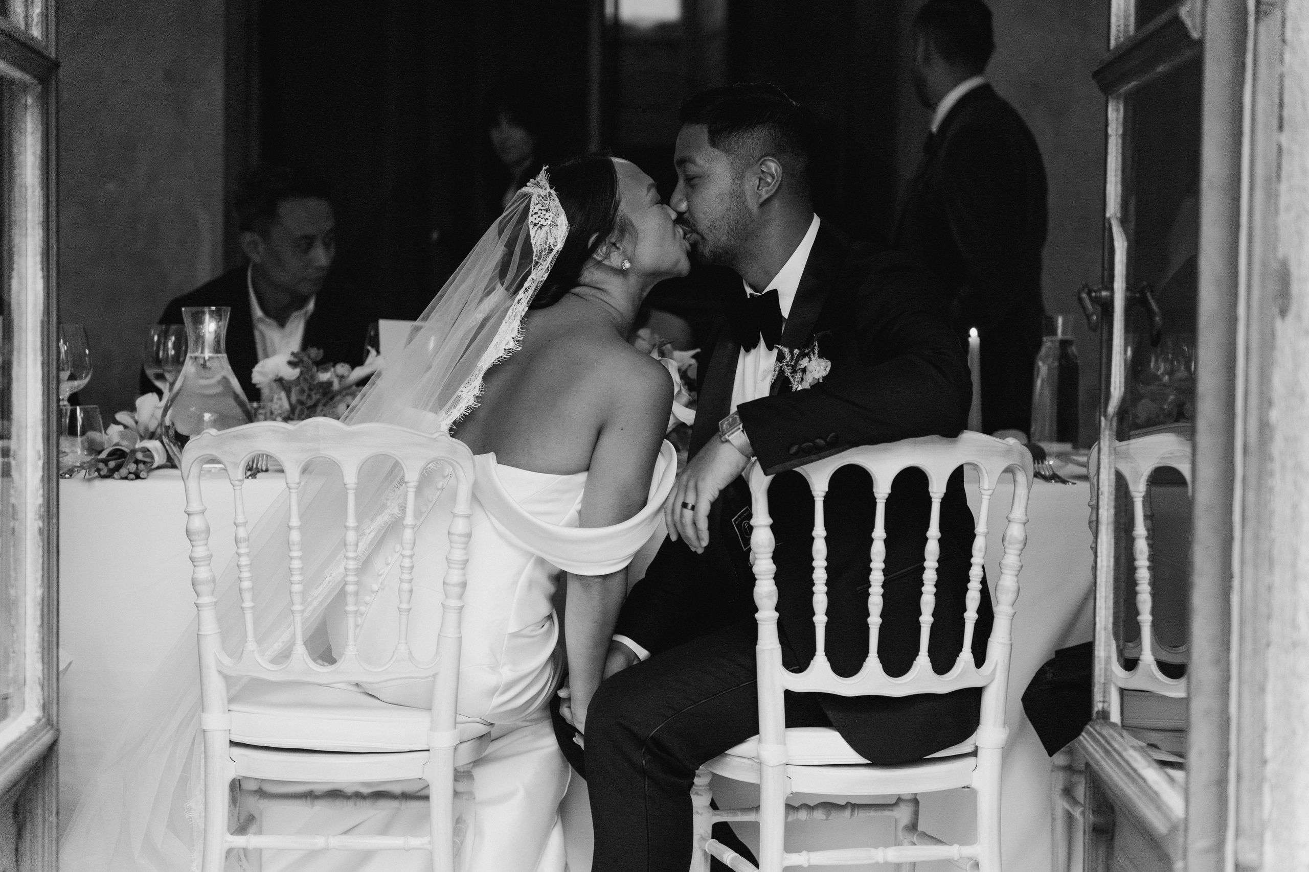 BEATRICE AND RAFAELE_LAKE COMO_Villa Regina Teodolinda. PHOTOGRAPHER IN ITALY