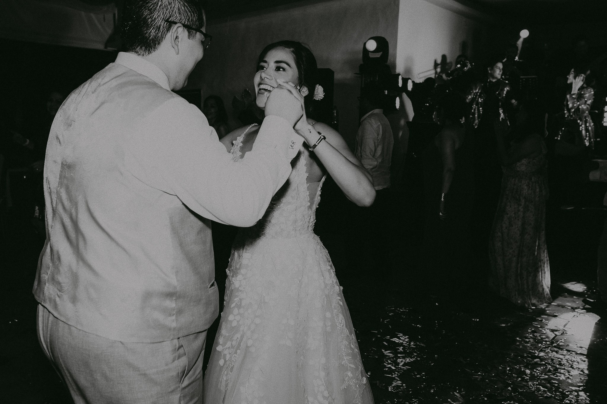 Vianney & Roberto. Wedding and family photographer in Mexico City