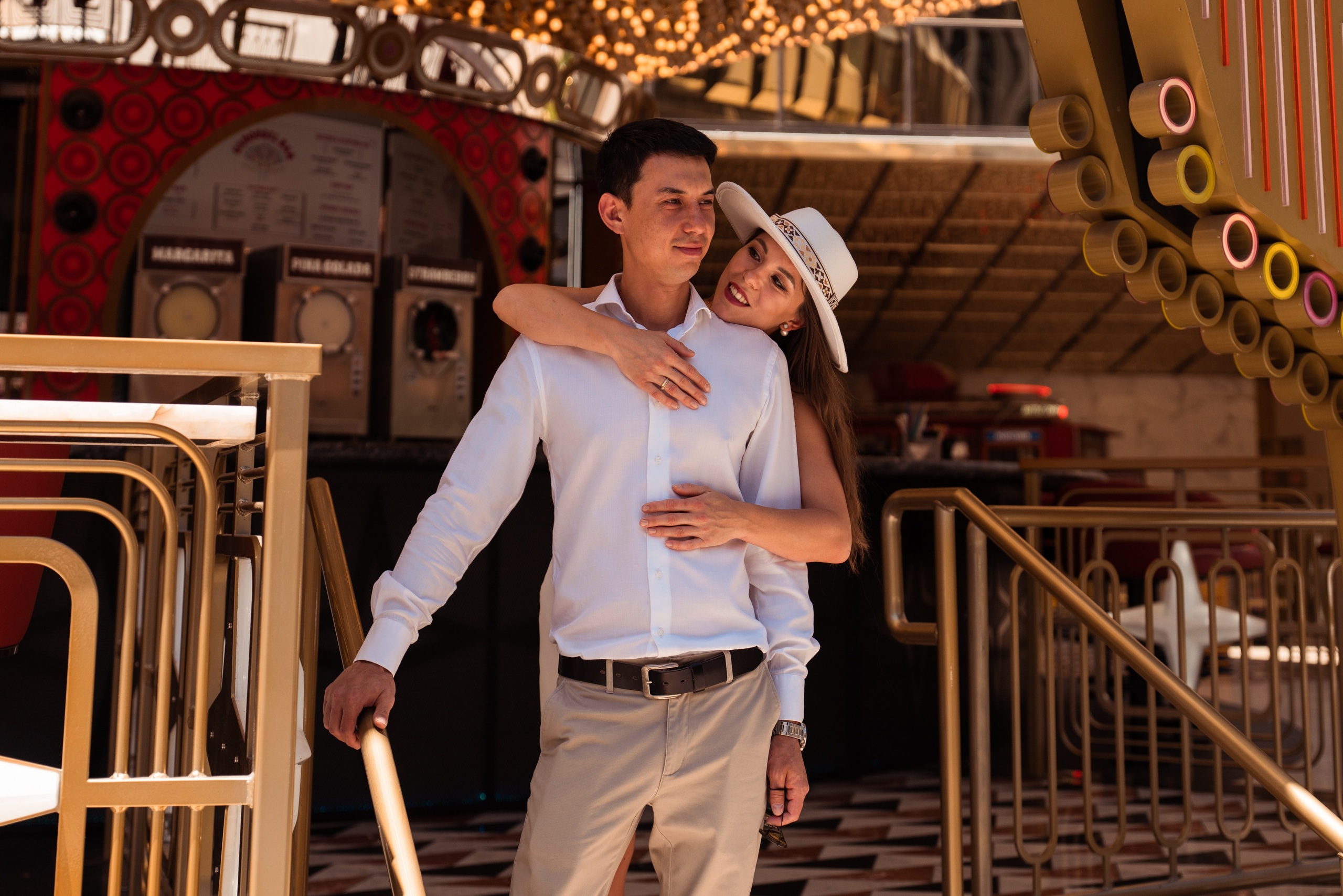 O&M. Wedding & elopement photographer Viktoriya Kravtsov. Las Vegas
