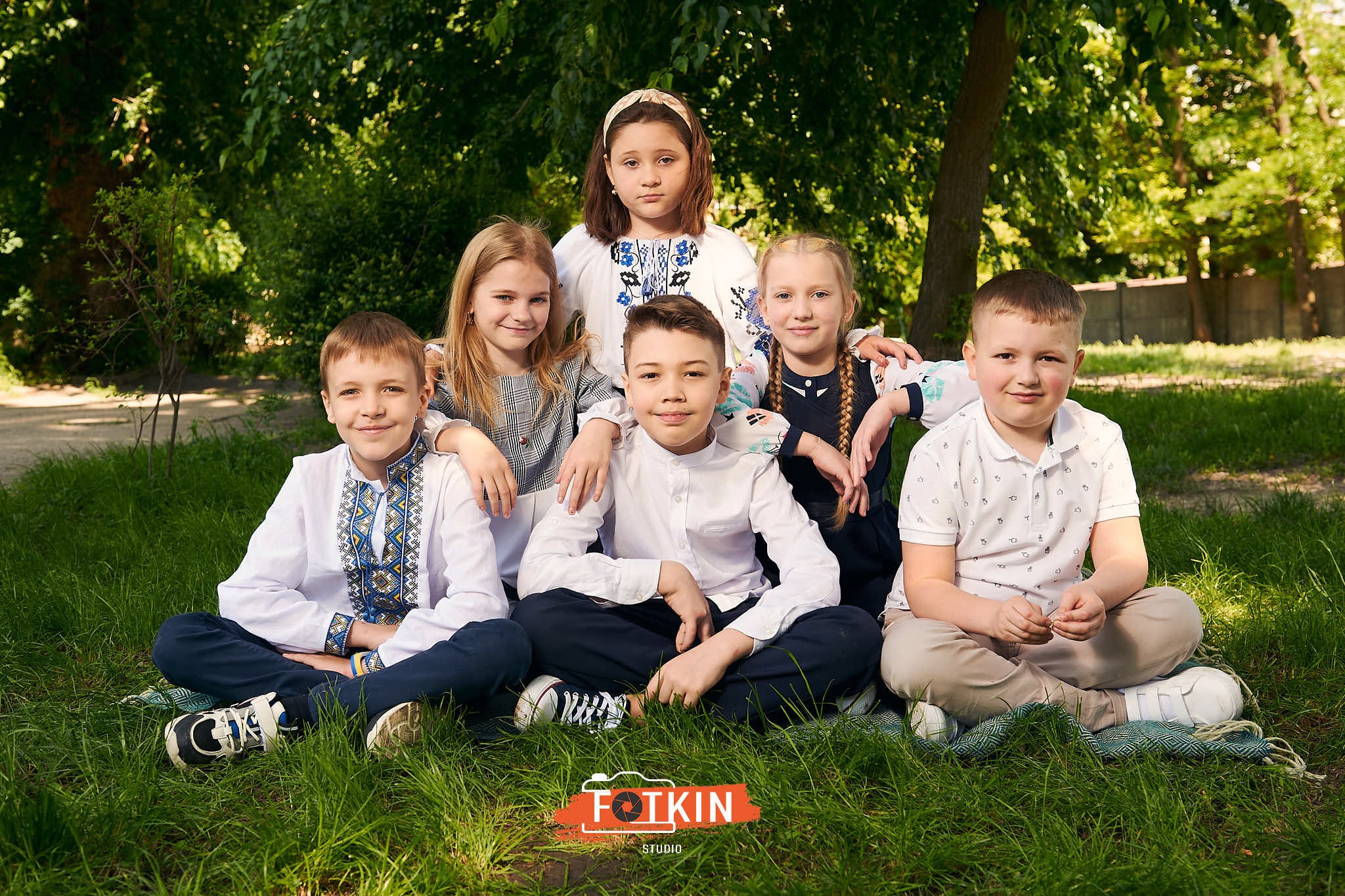 Випускні фотоальбоми для 4 класу Київ та область. Випускні альбоми фотокниги Київ та Дніпро