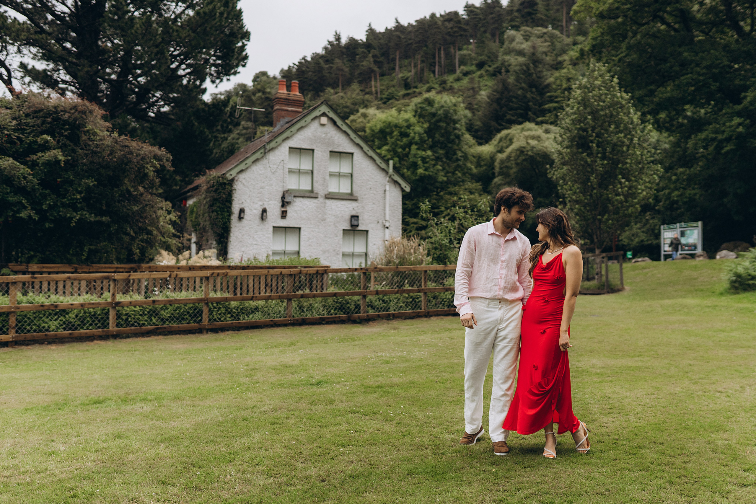 Pre wedding: Sara & Alex. Wedding Photographer in Dublin | Maternity & Love Story Photography