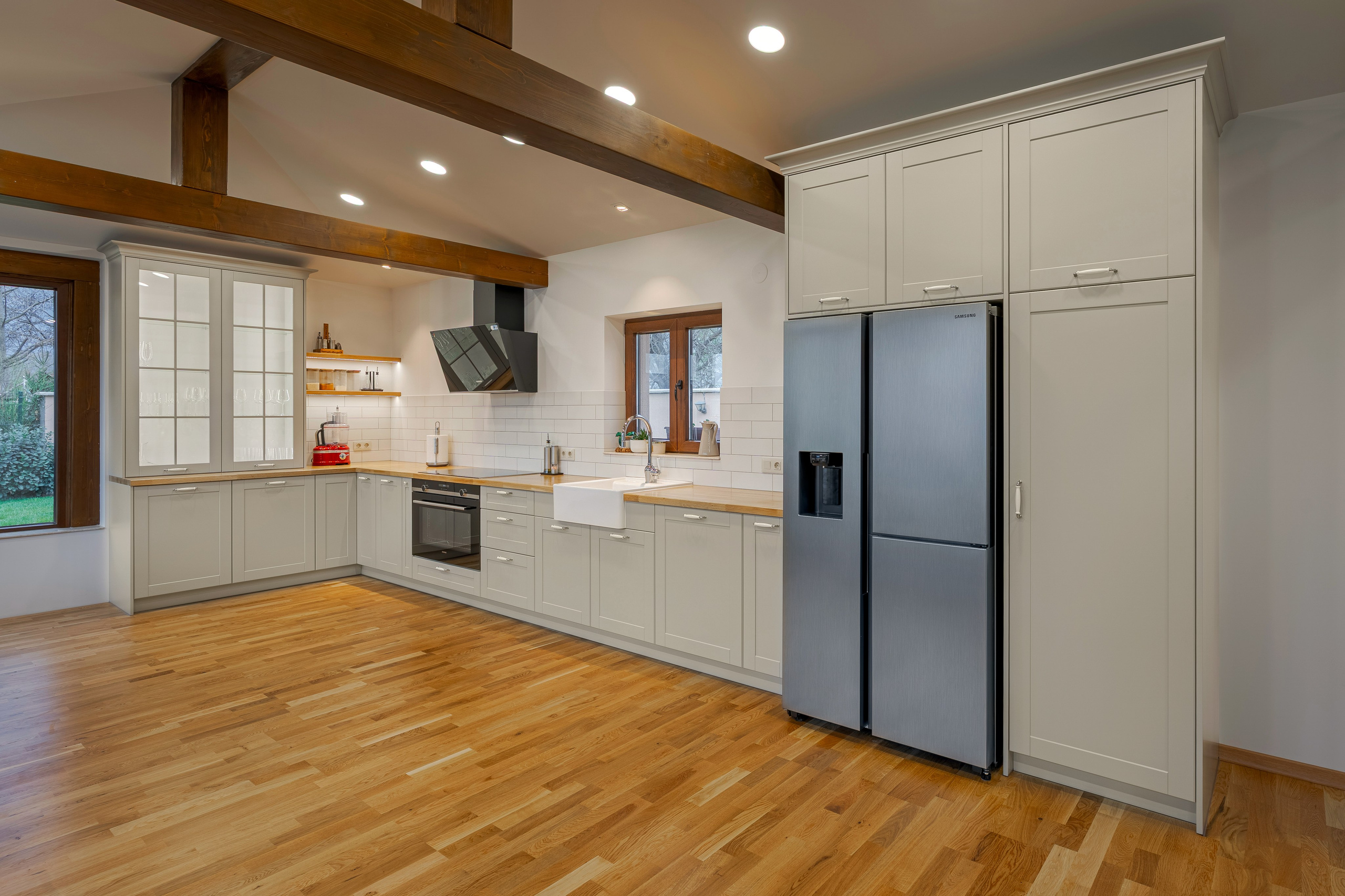 Кухня бижу от мебели Русев. Професионален фотограф в Пловдив и областта