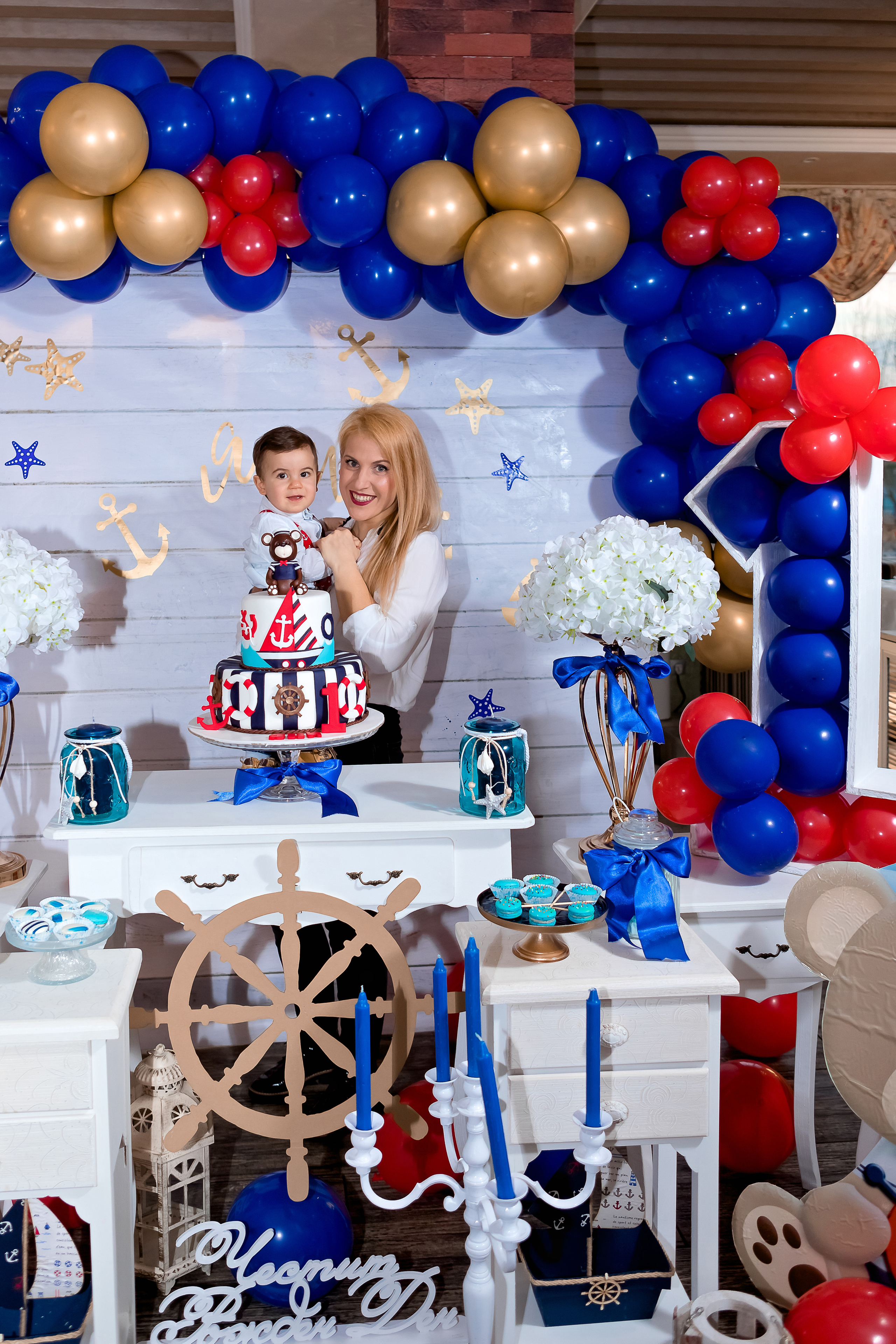 Чеастита ПърВА СВЕЩИЧКА!. Фотограф Ирина Йотова