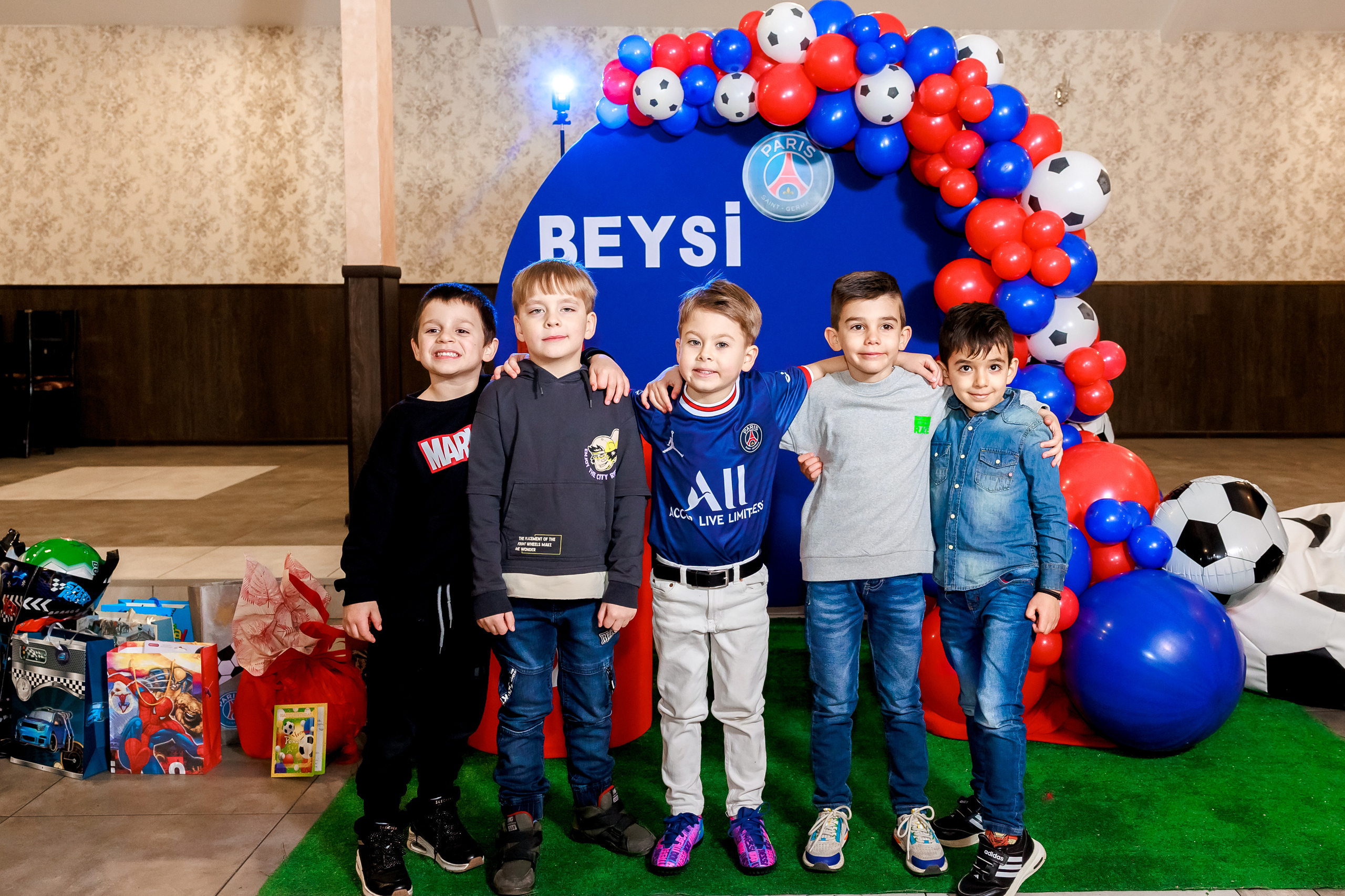 Честит Рожден Ден. Фотограф Ирина Йотова