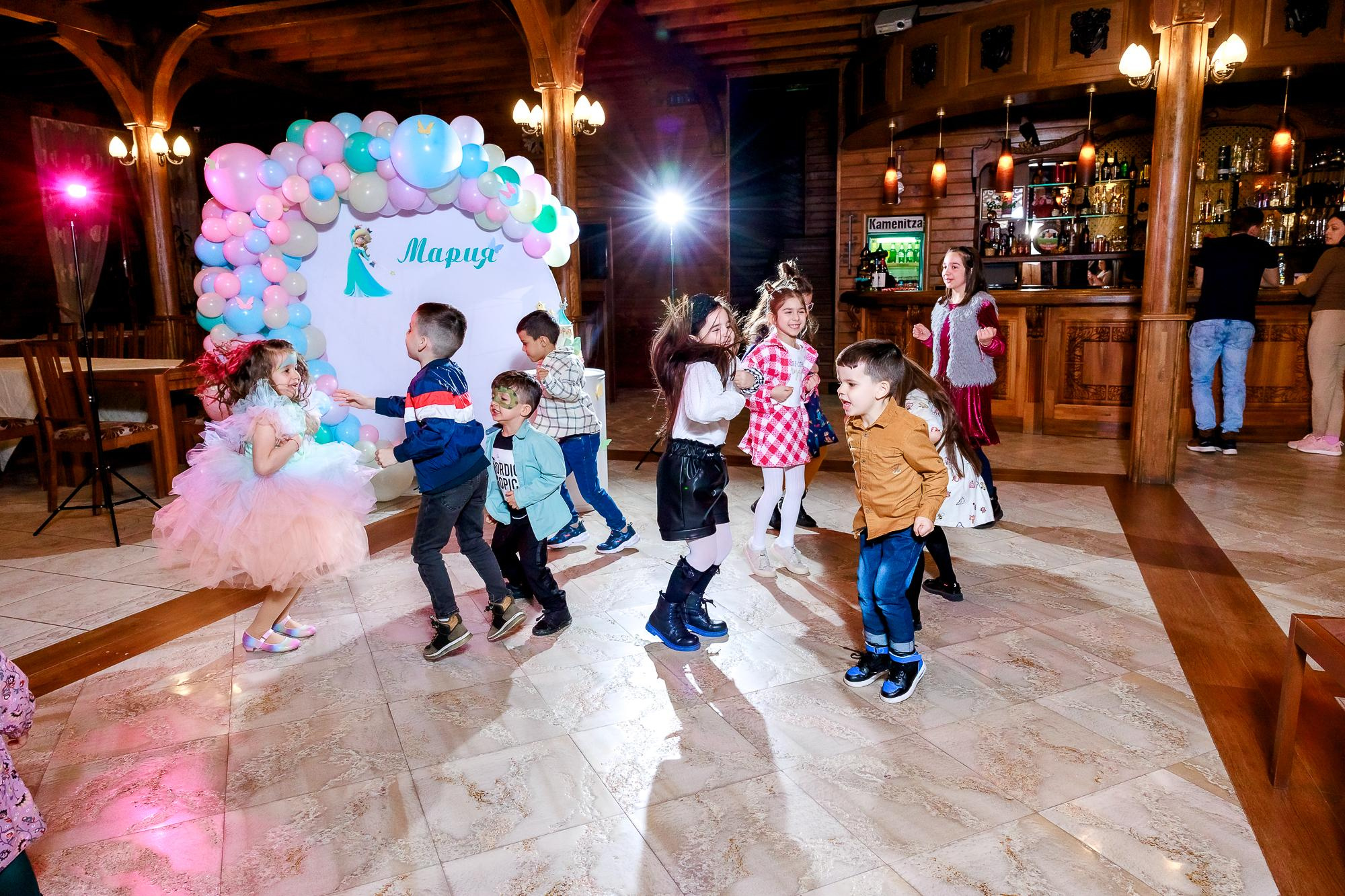 Честит Рожден Ден. Фотограф Ирина Йотова