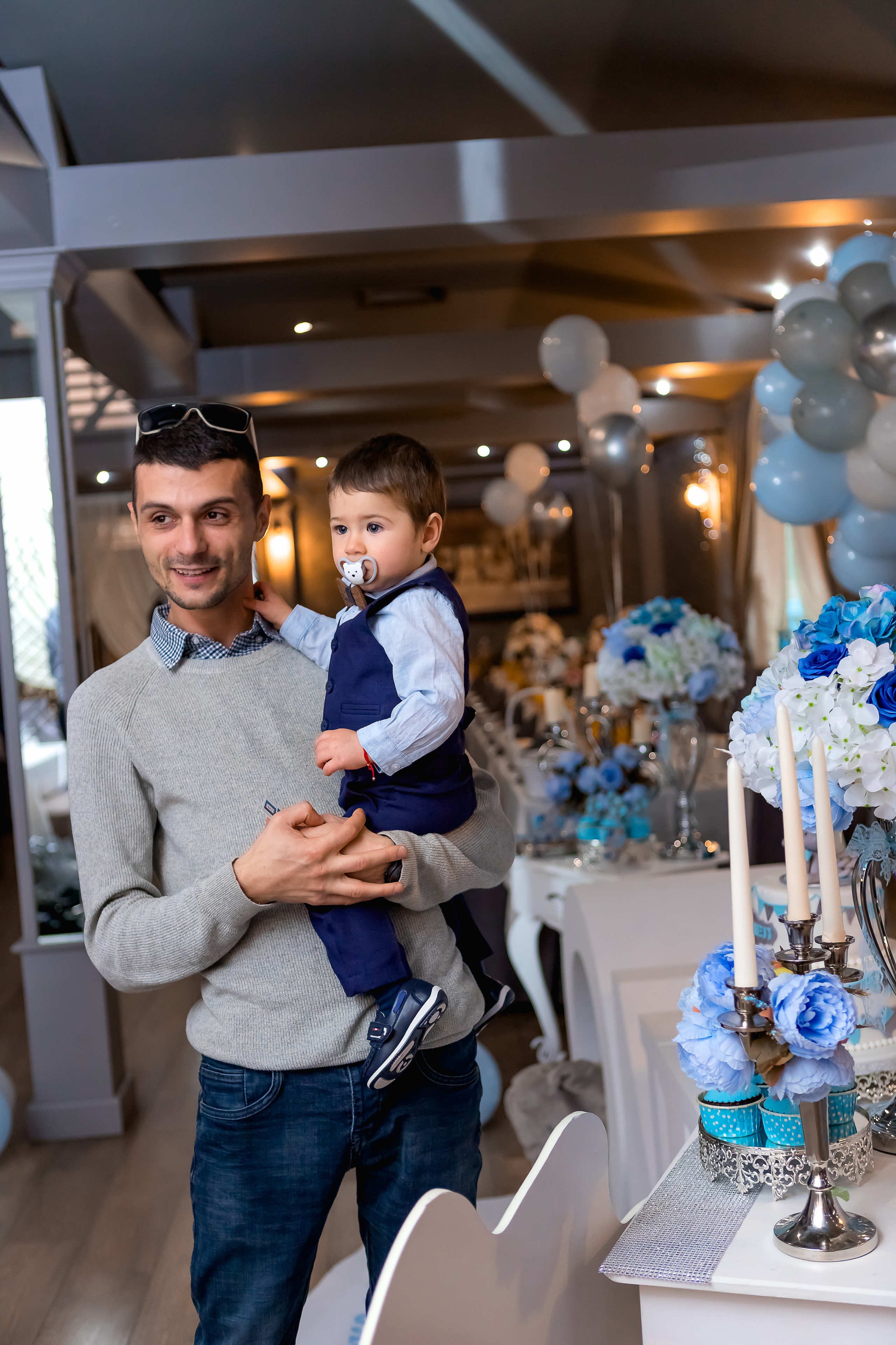 Честита първа свещичка. Фотограф Ирина Йотова