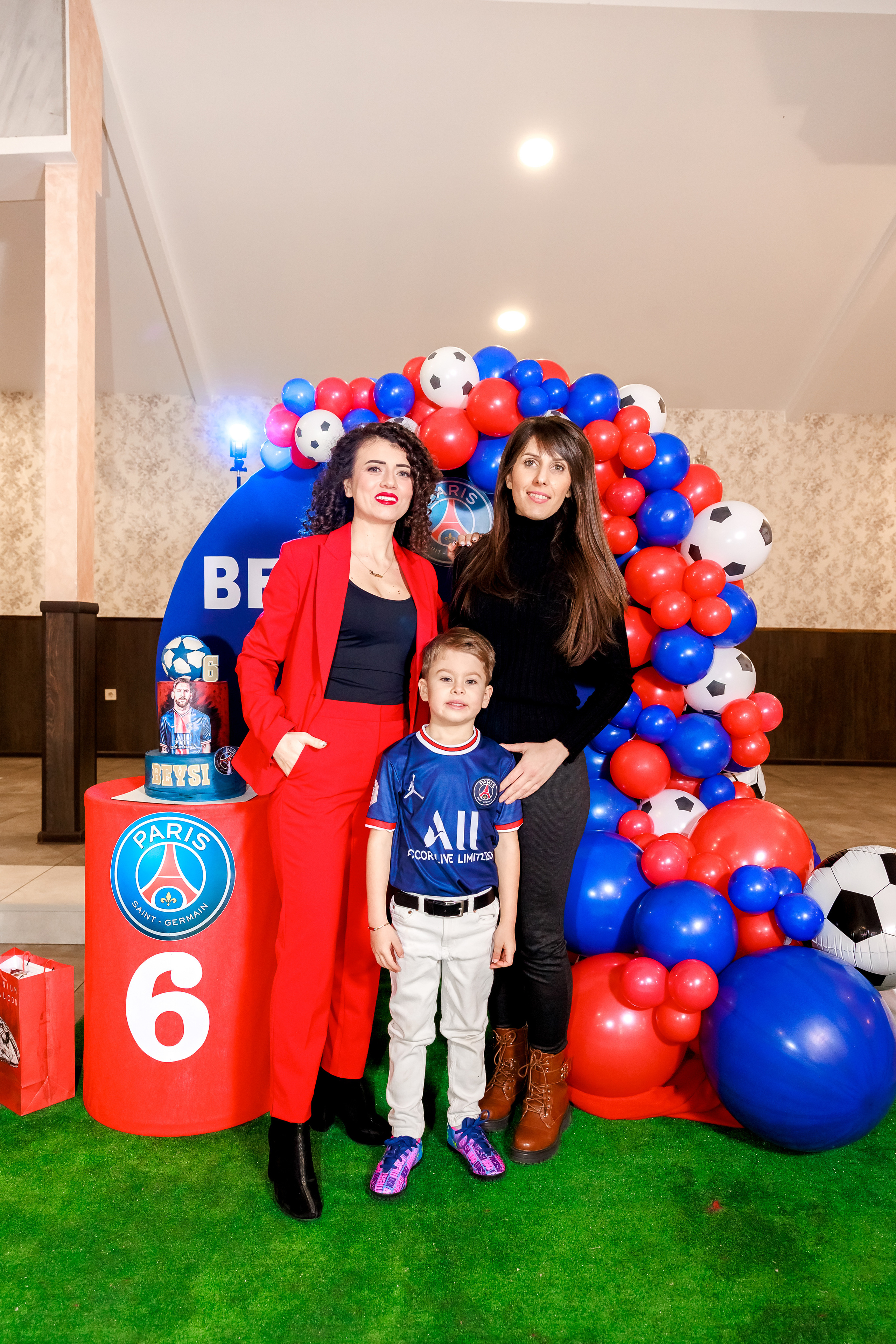 Честит Рожден Ден. Фотограф Ирина Йотова