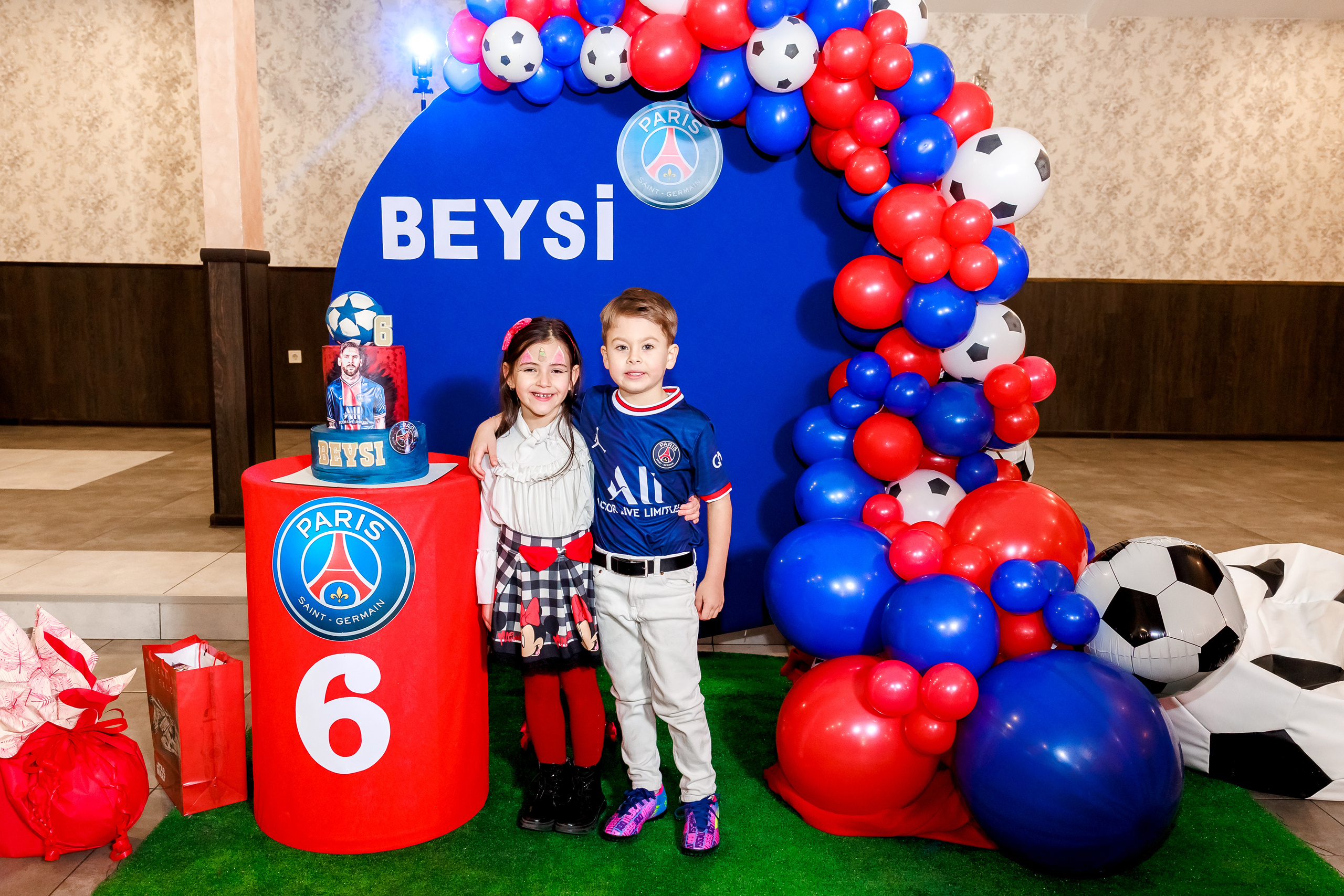 Честит Рожден Ден. Фотограф Ирина Йотова