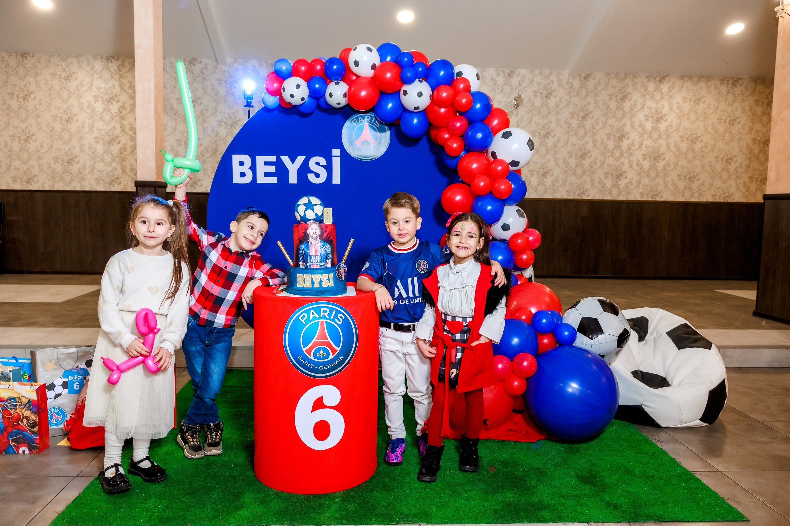 Честит Рожден Ден. Фотограф Ирина Йотова