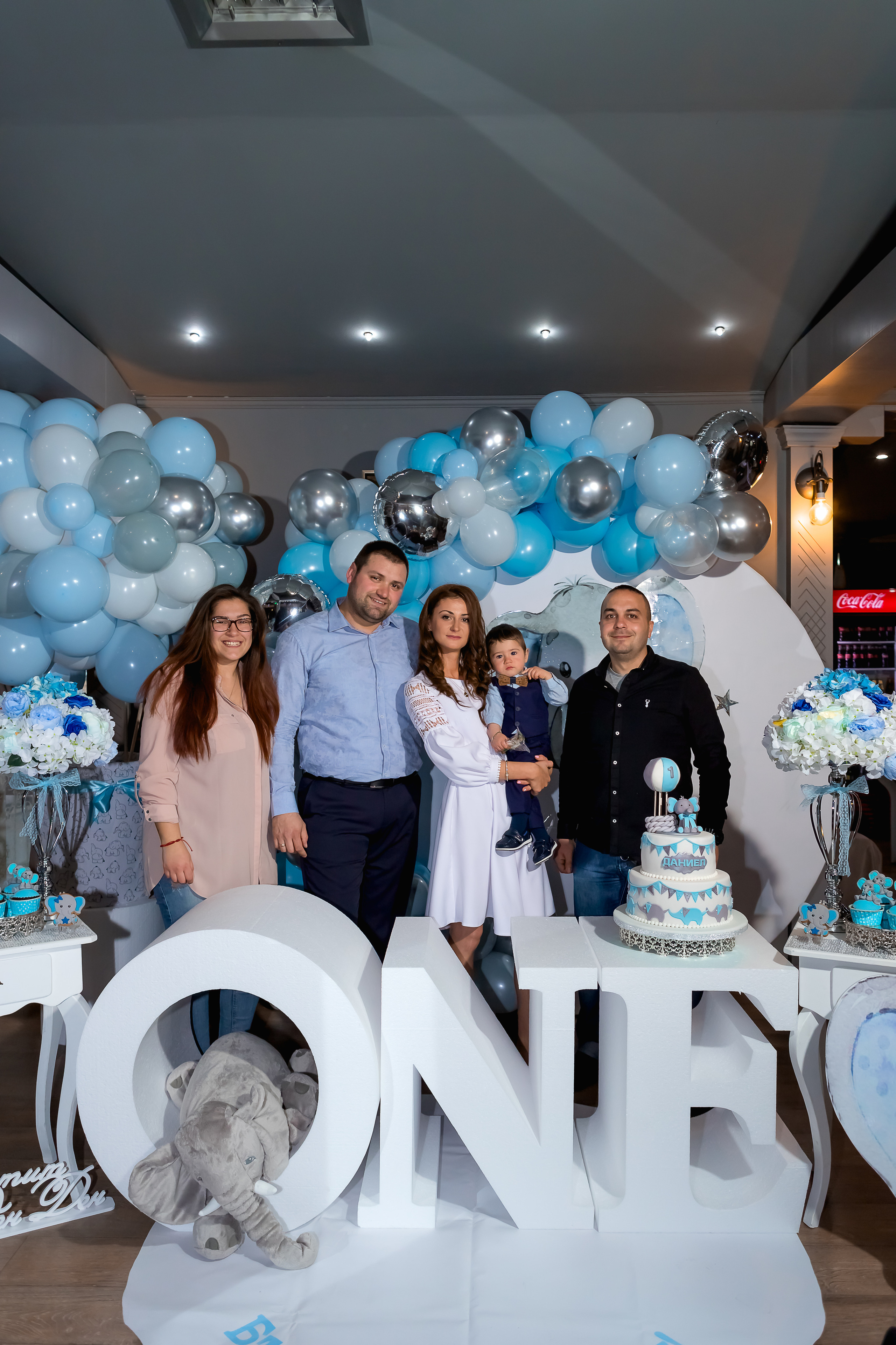 Честита първа свещичка. Фотограф Ирина Йотова