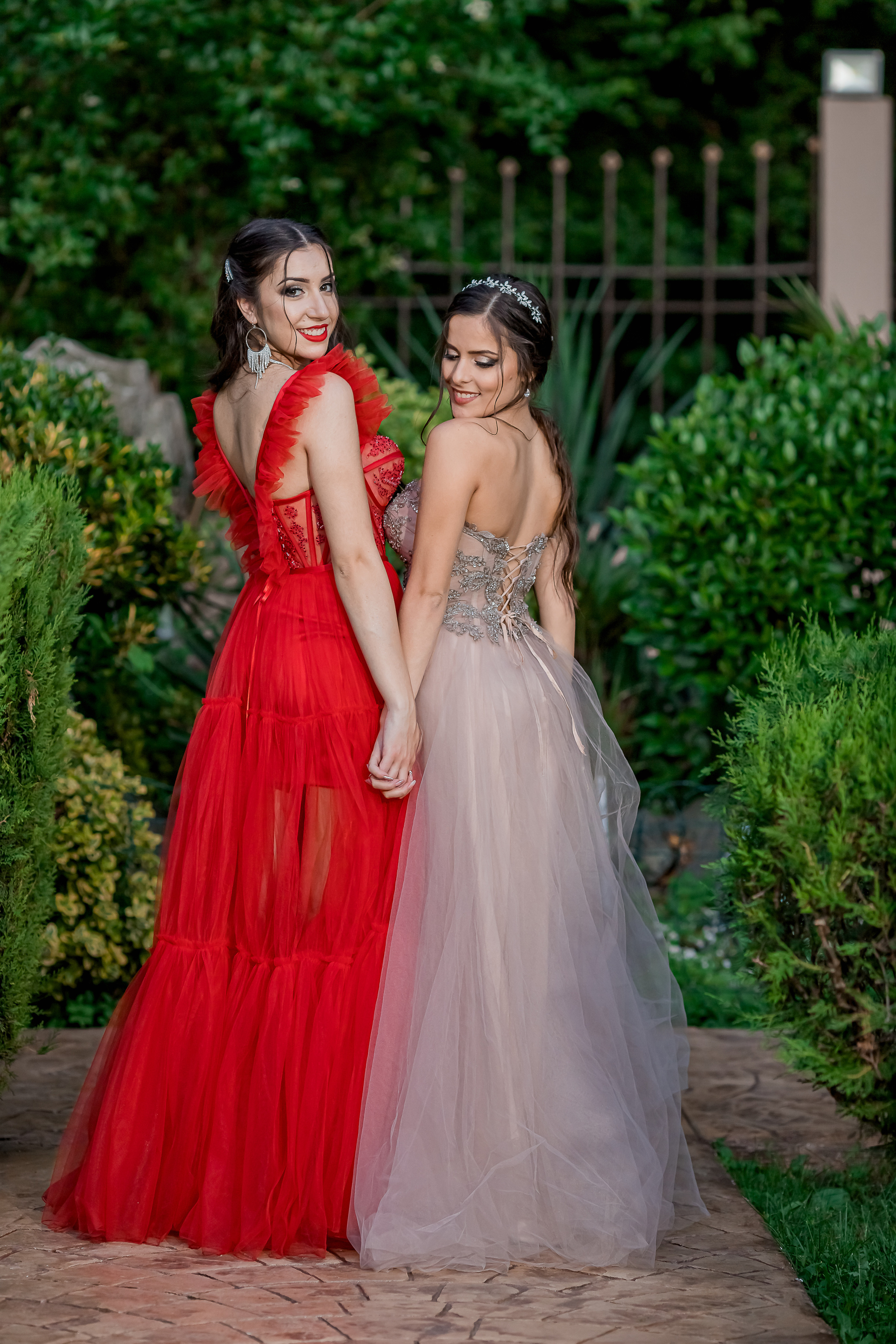 Абитуриентски бал 2020. Фотограф Ирина Йотова