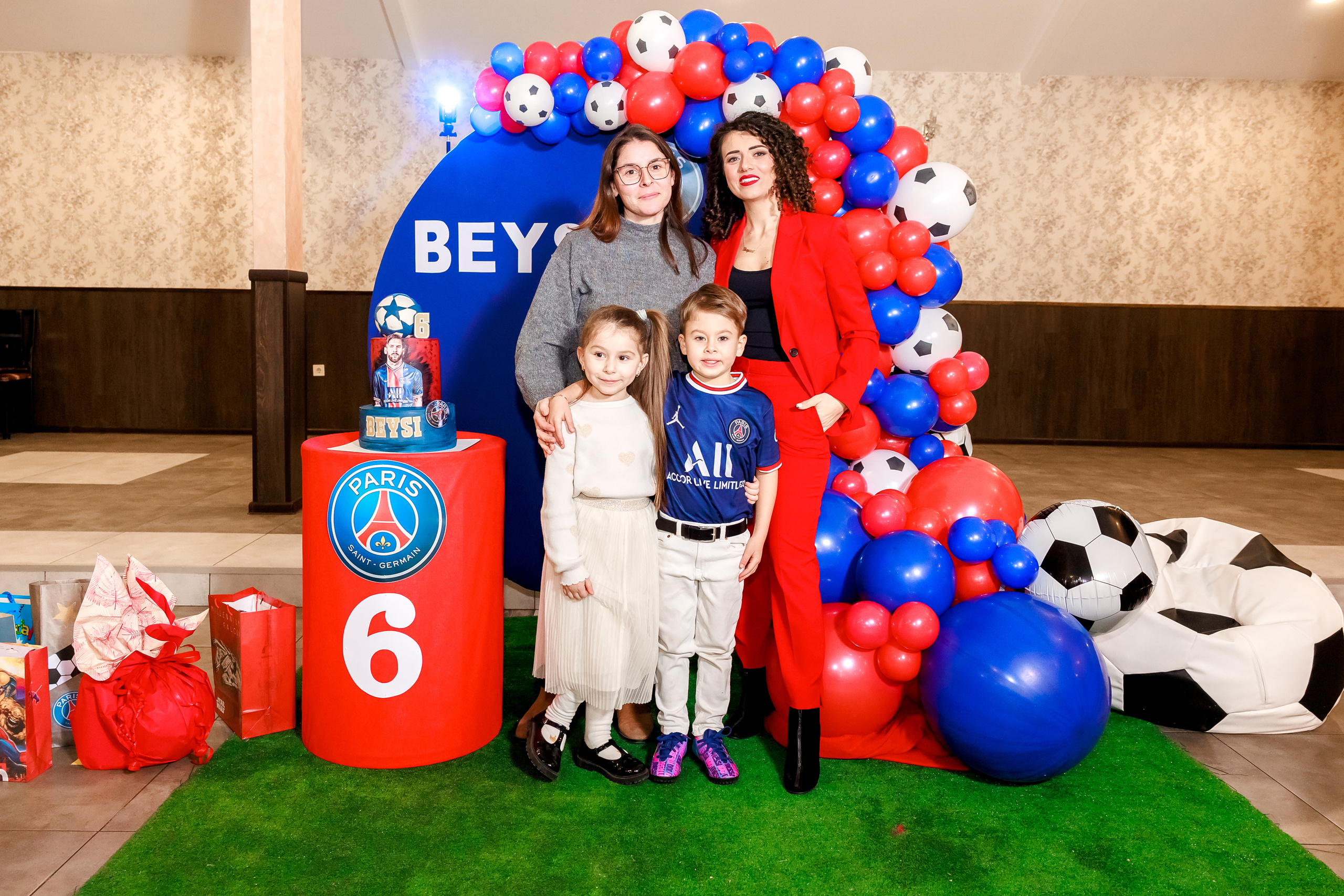 Честит Рожден Ден. Фотограф Ирина Йотова