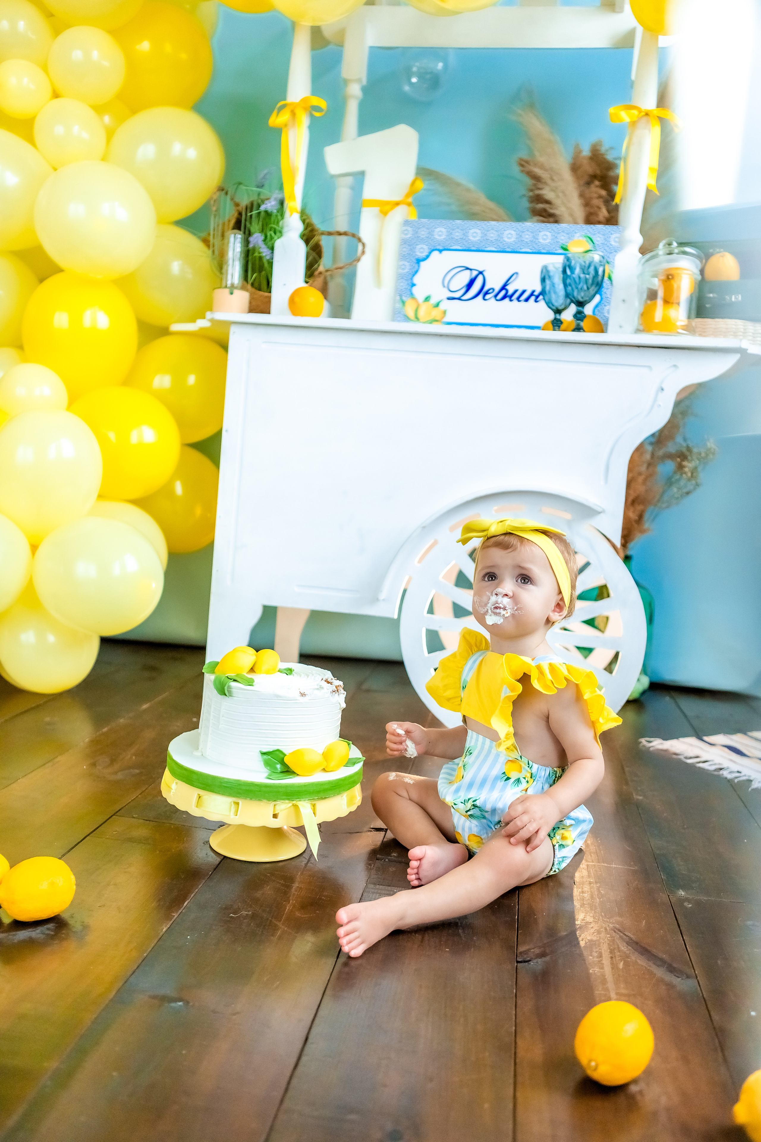 Честит първи рожден ден. Фотограф Ирина Йотова