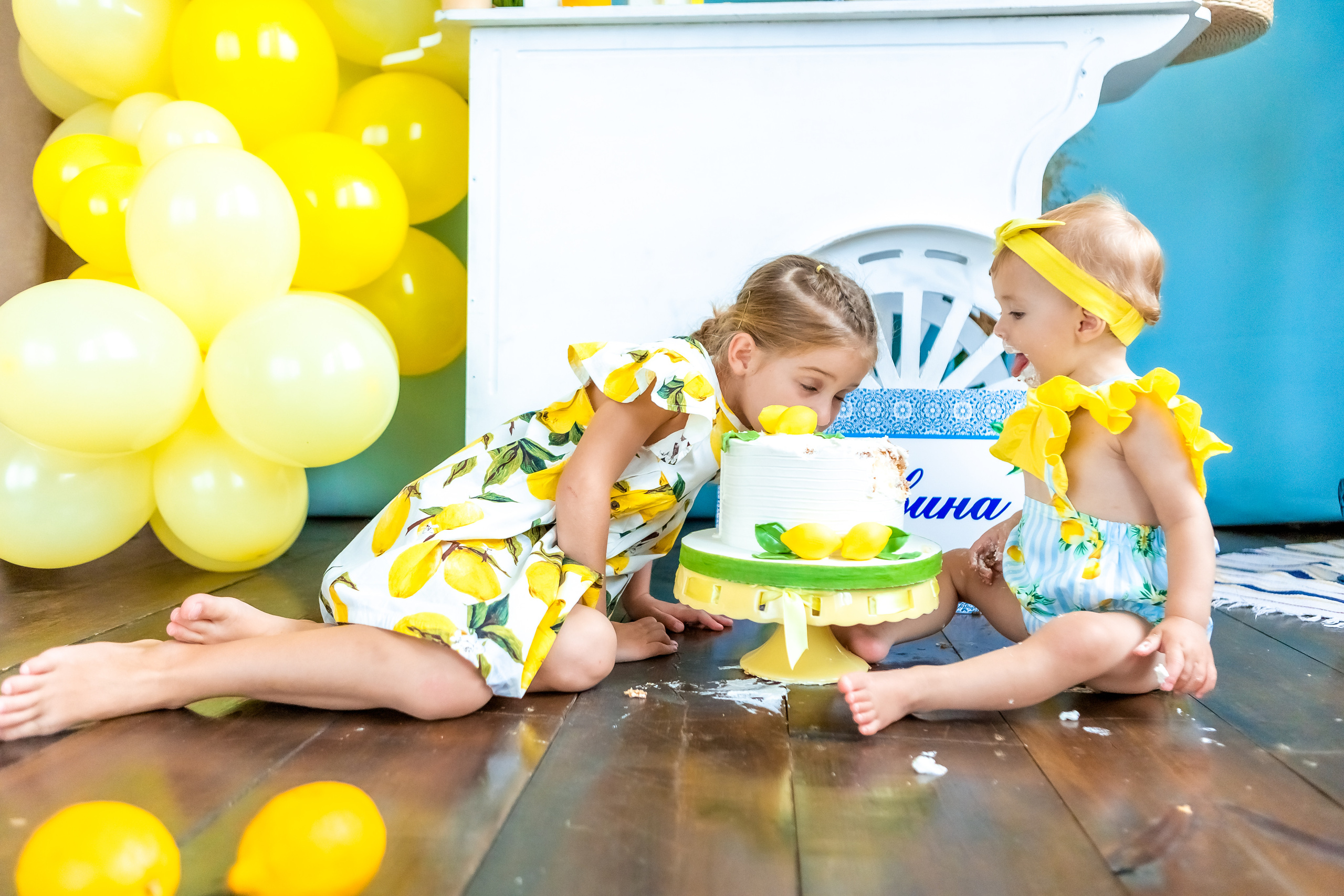 Честит първи рожден ден. Фотограф Ирина Йотова