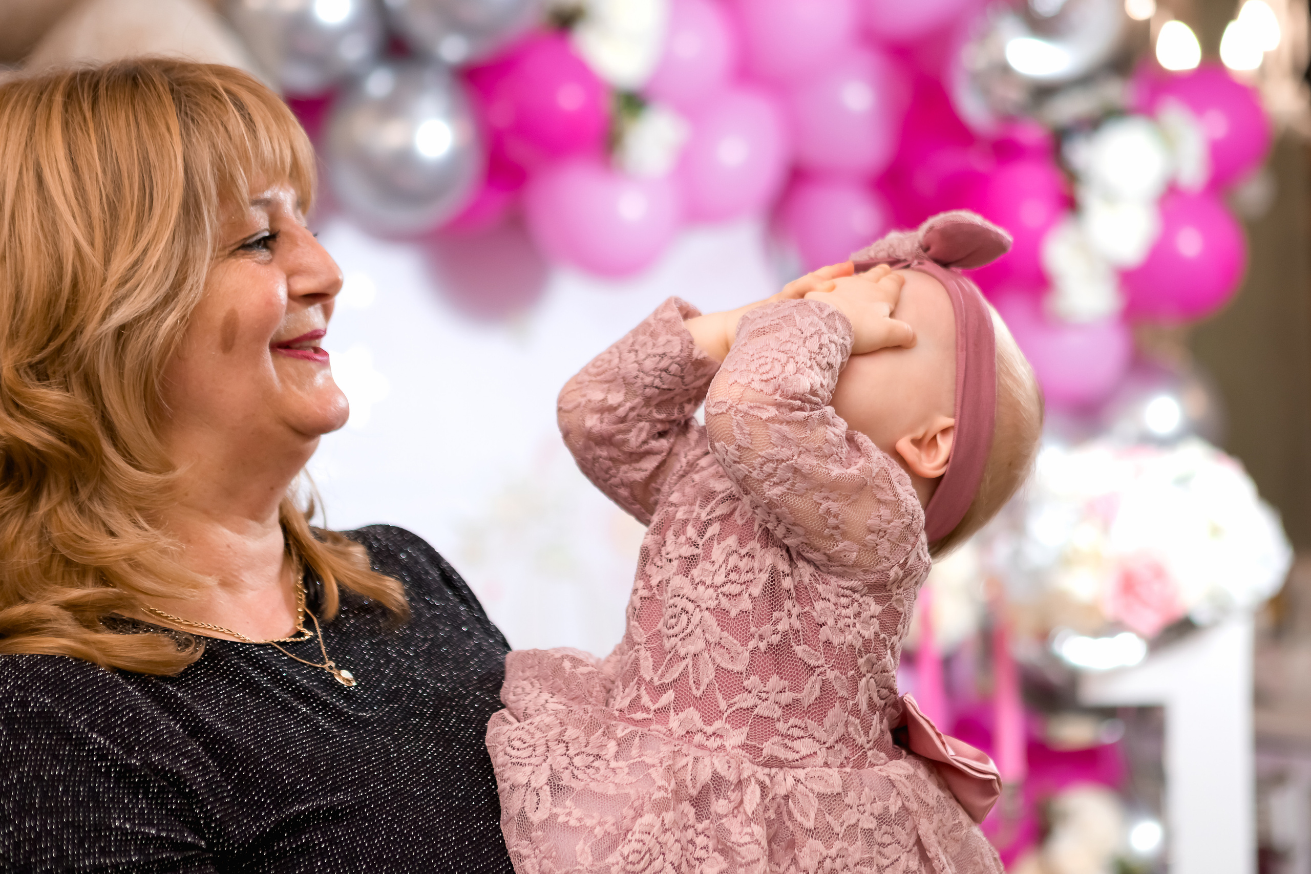 Честита Първа Свещичка. Фотограф Ирина Йотова