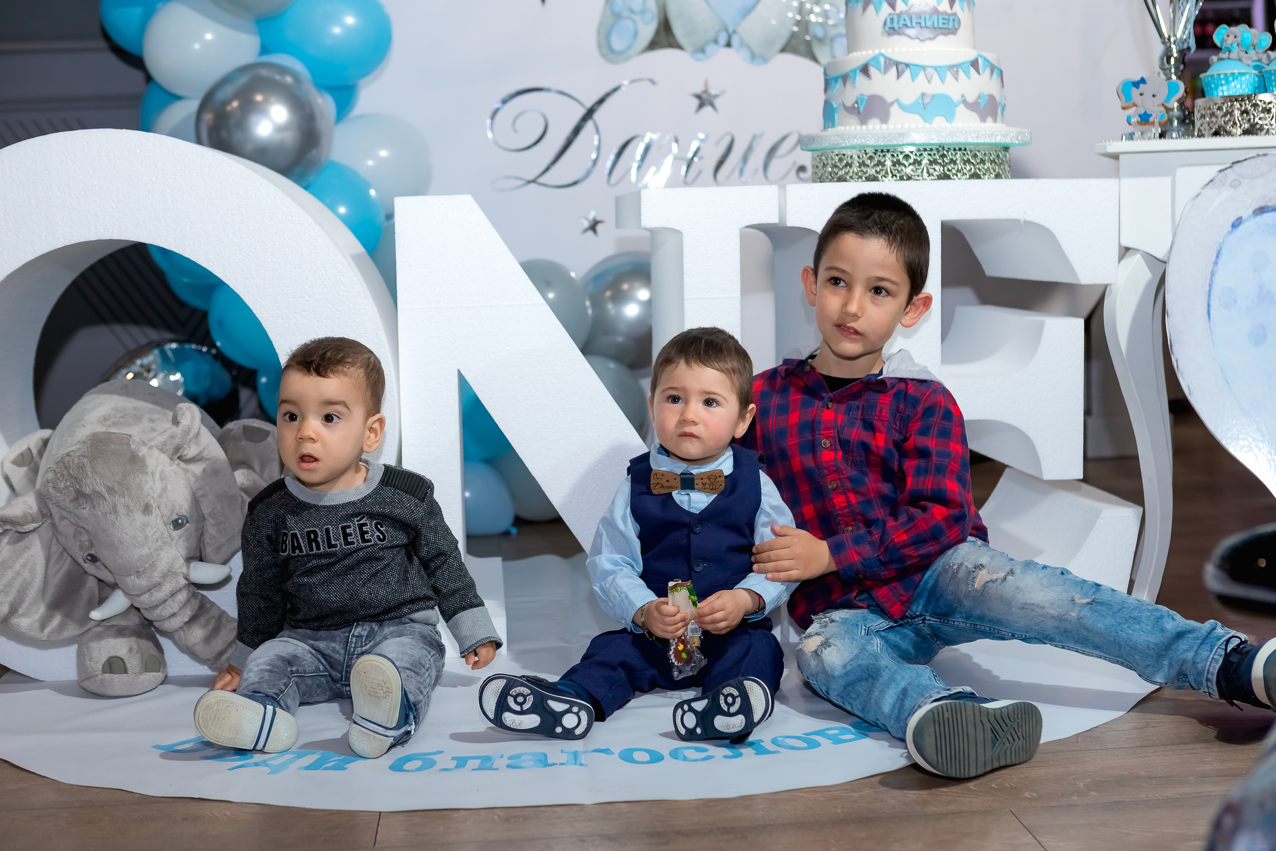 Честита първа свещичка. Фотограф Ирина Йотова