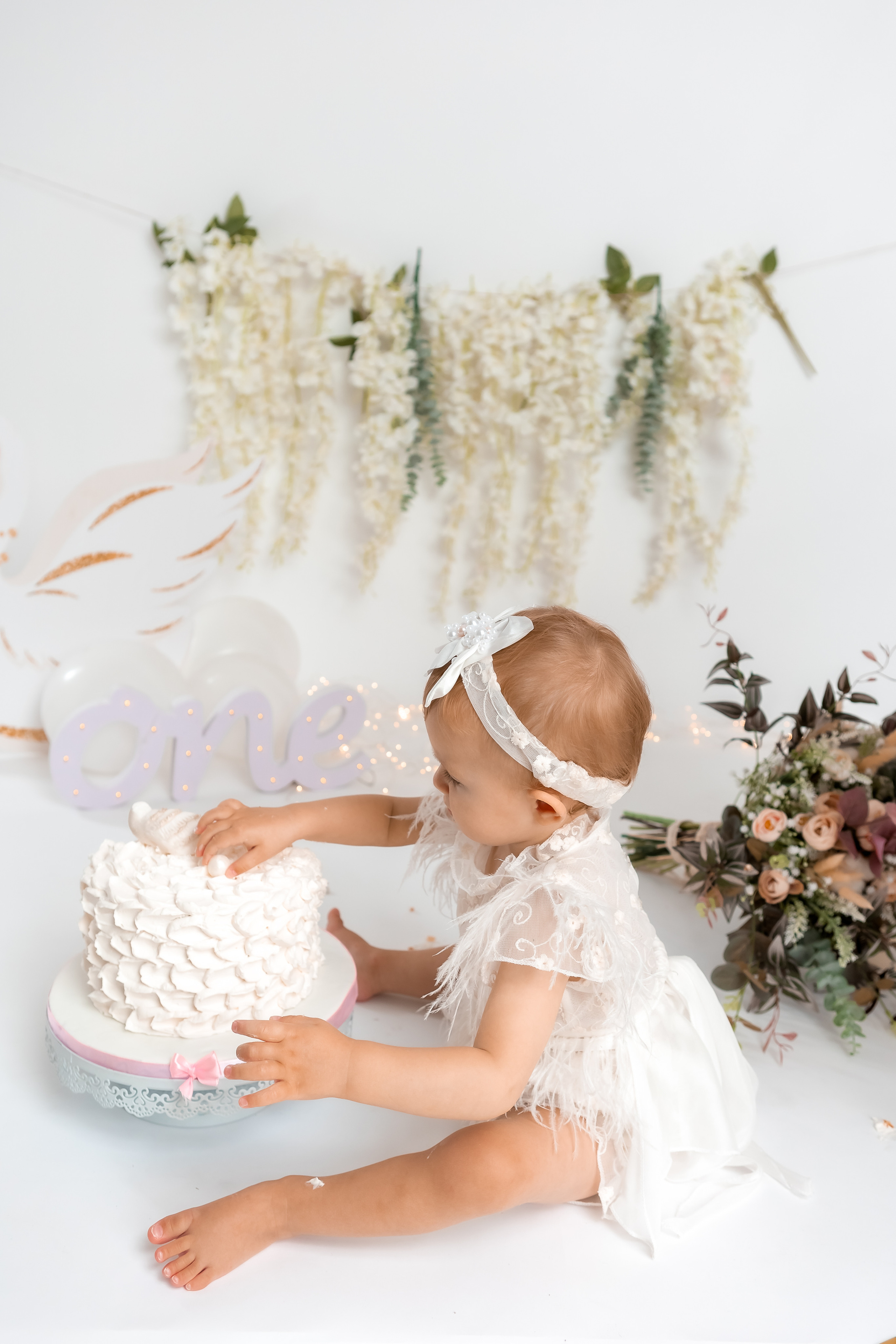 Smash cake. Фотограф Ирина Йотова