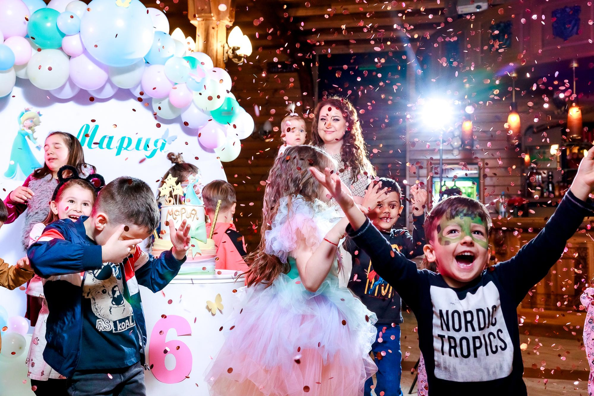 Честит Рожден Ден. Фотограф Ирина Йотова