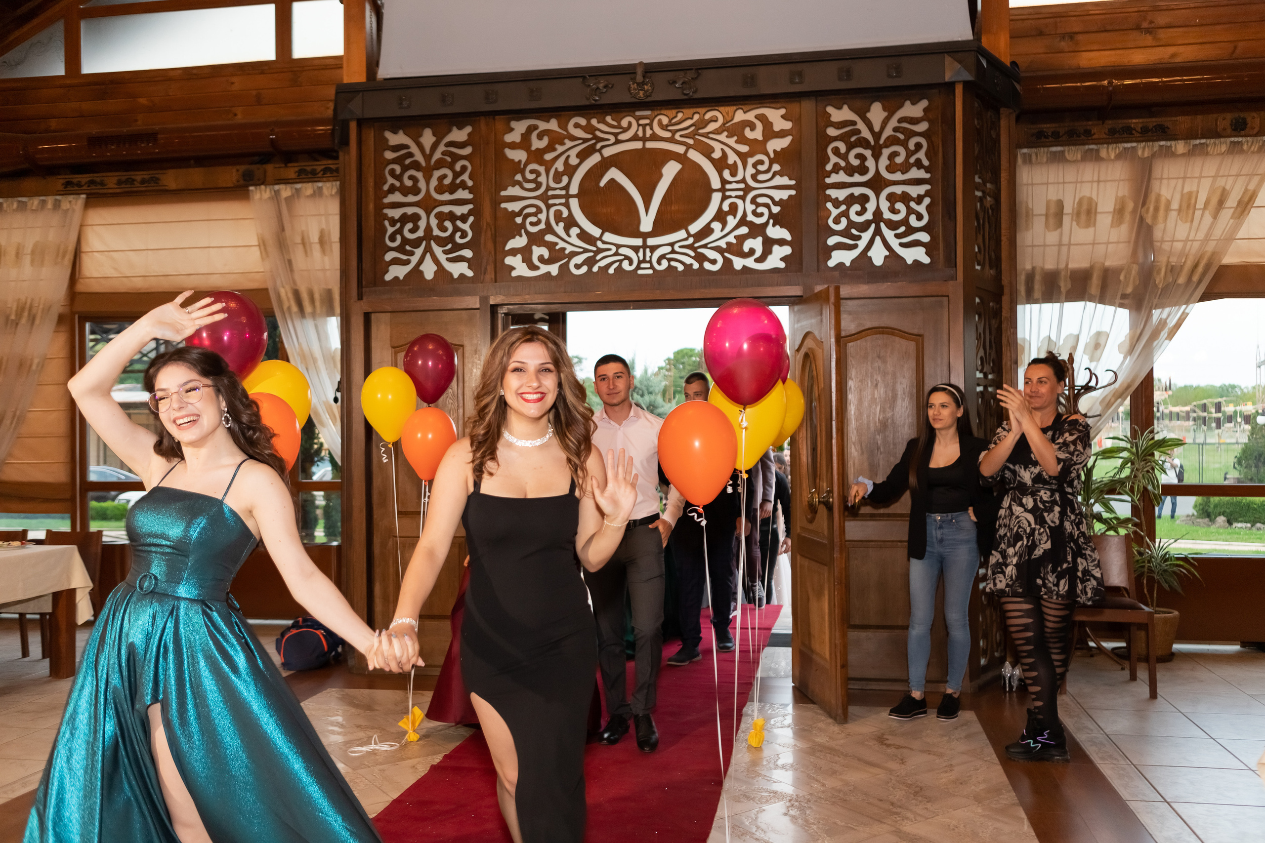 Абитуриентски бал 2021. Фотограф Ирина Йотова