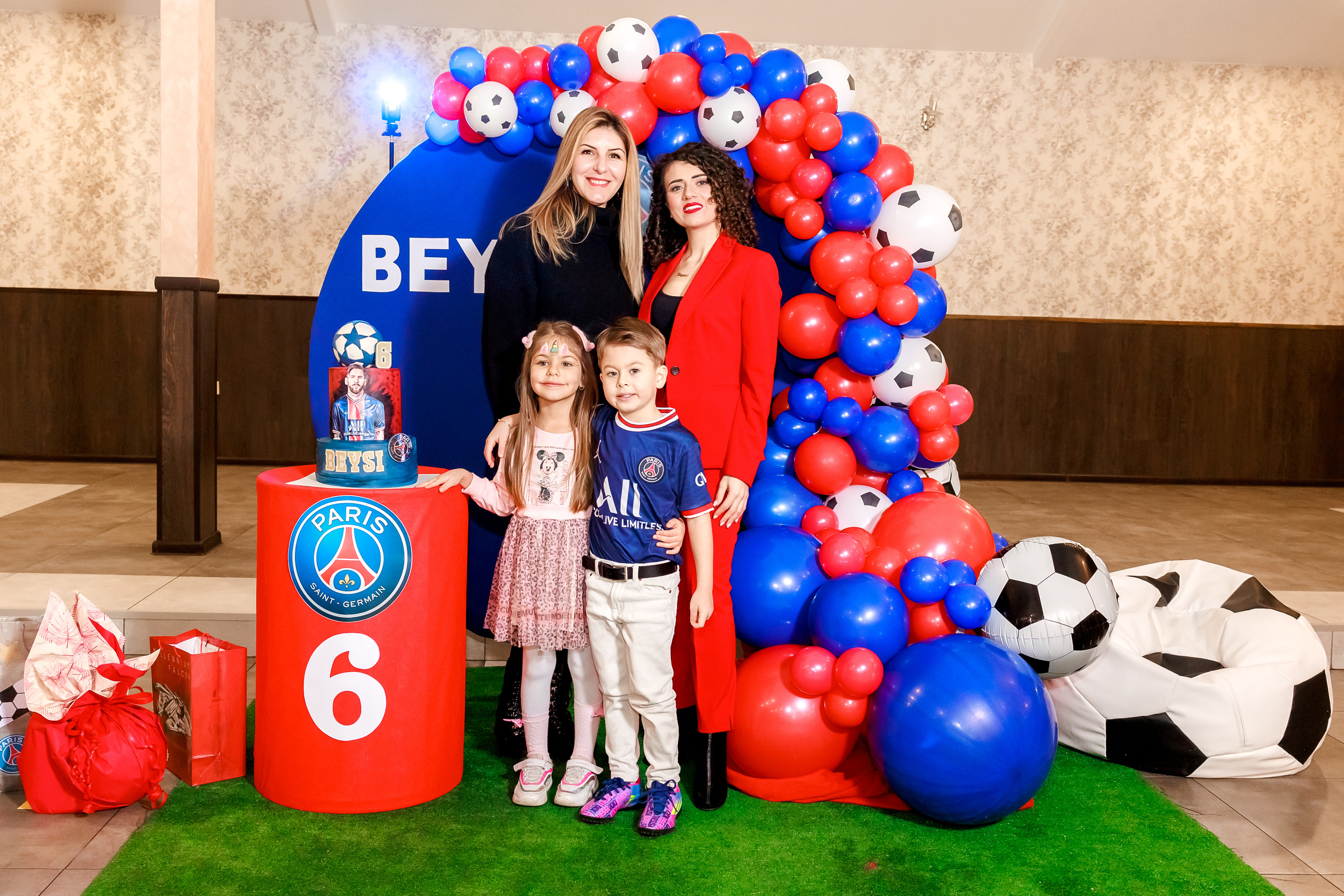 Честит Рожден Ден. Фотограф Ирина Йотова