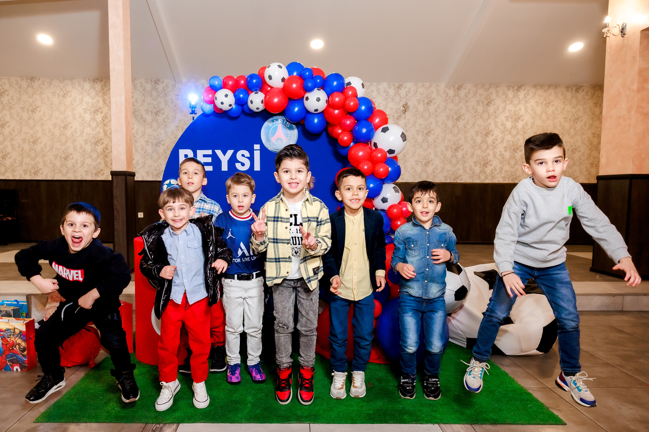 Честит Рожден Ден. Фотограф Ирина Йотова