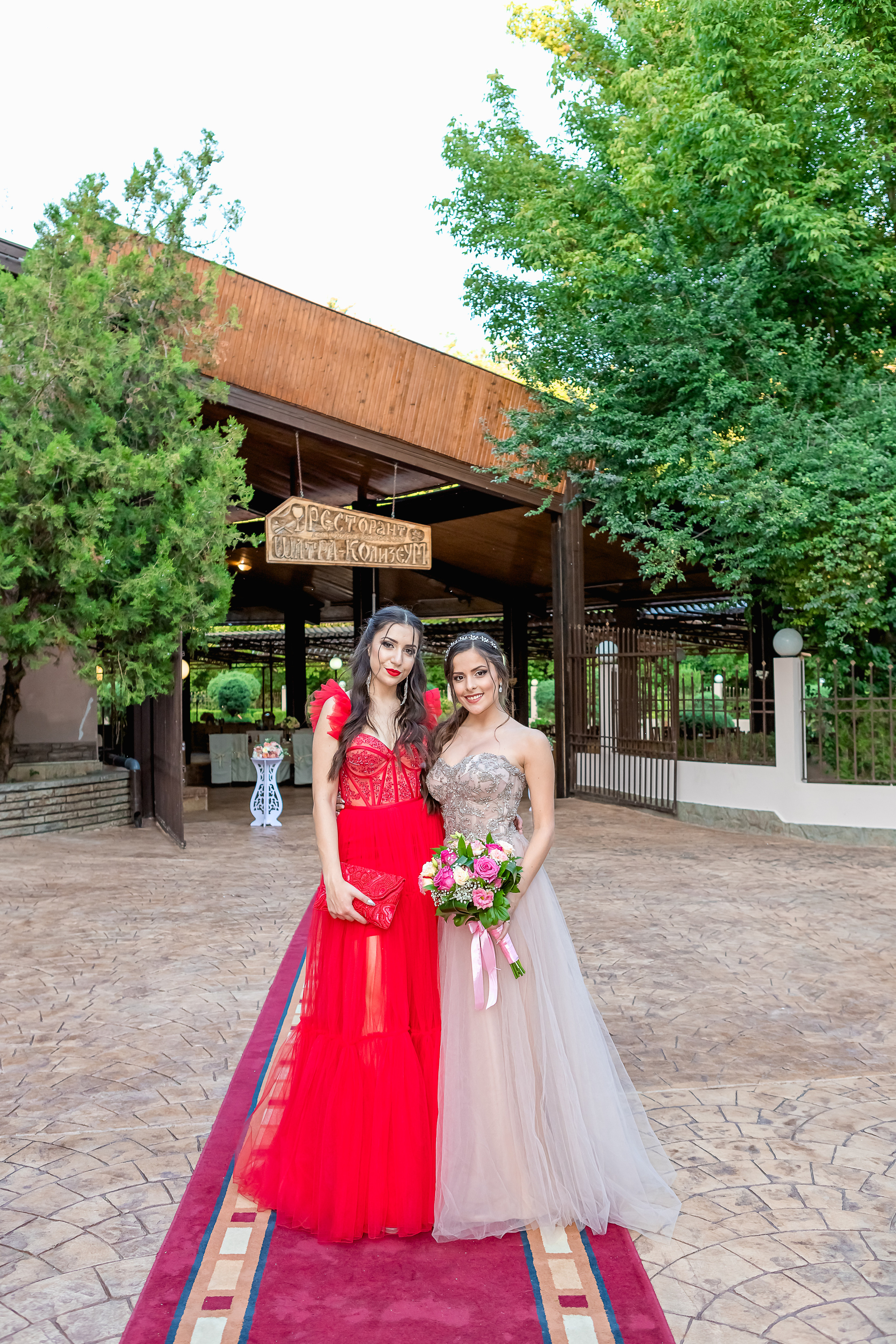 Абитуриентски бал 2020. Фотограф Ирина Йотова